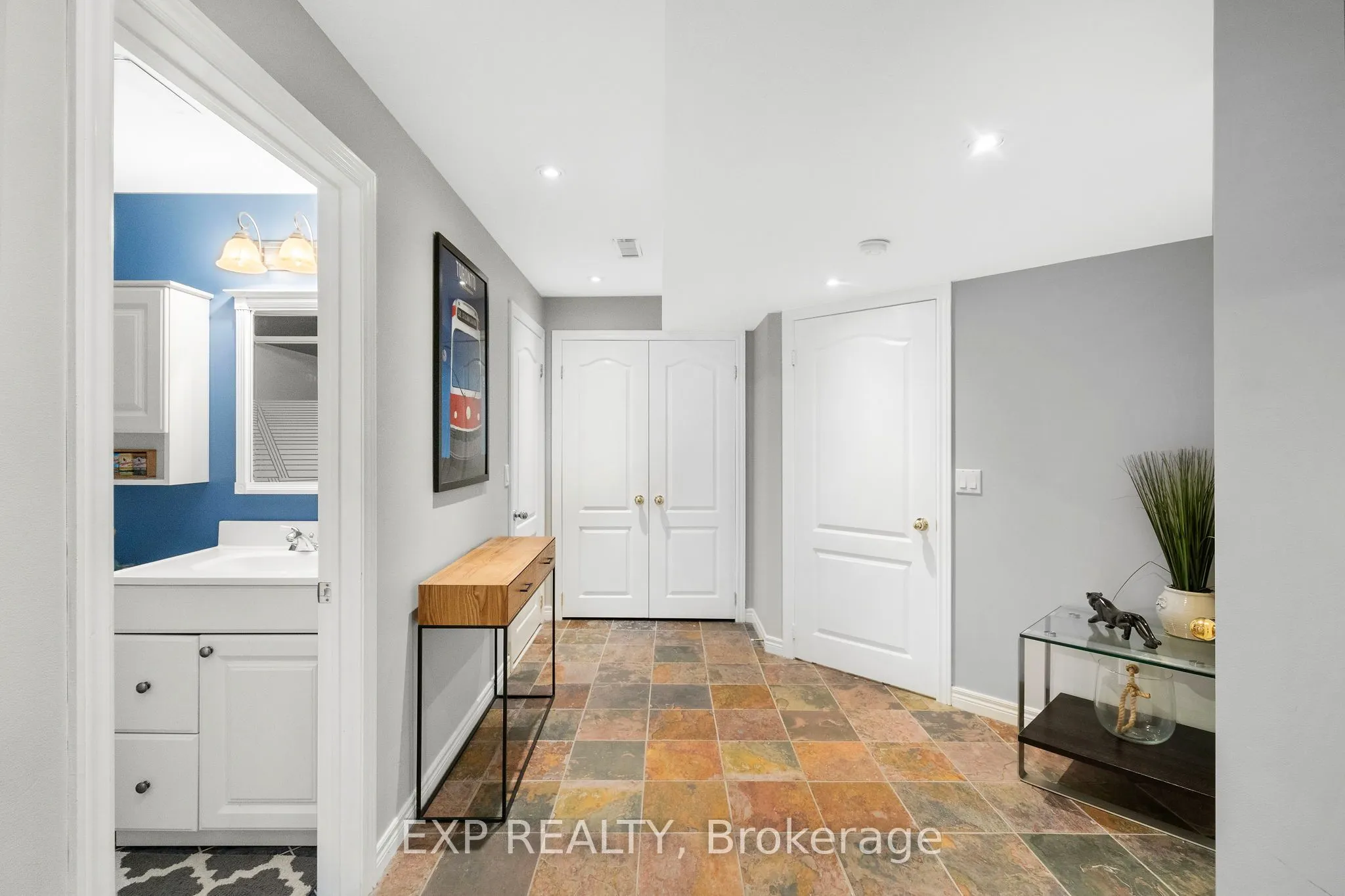 61 Timbercreek Court