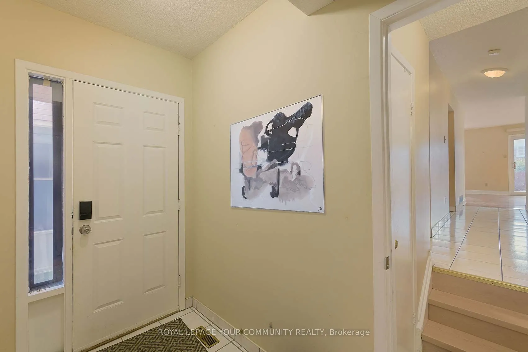 174 Roxanne Crescent