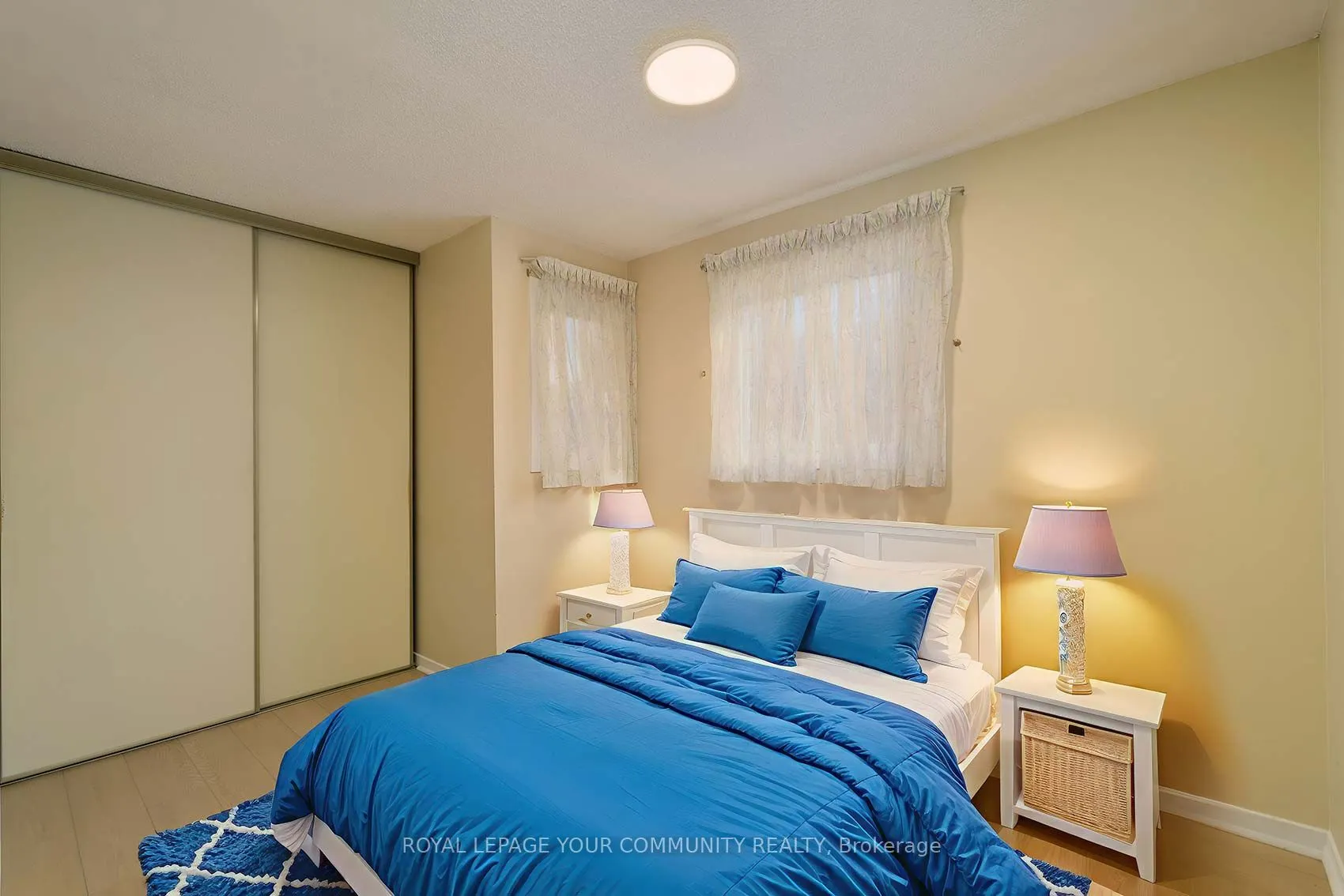 174 Roxanne Crescent