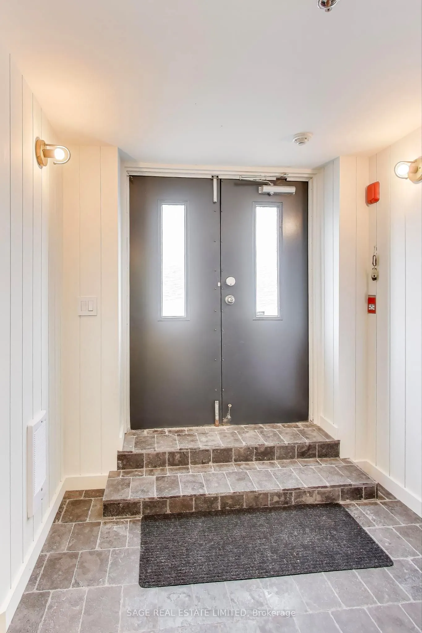 245 Carlaw Avenue, #102A