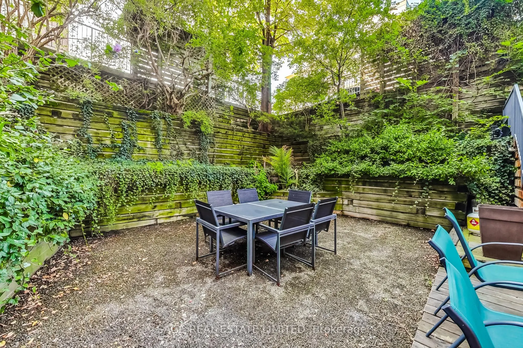 245 Carlaw Avenue, #102A