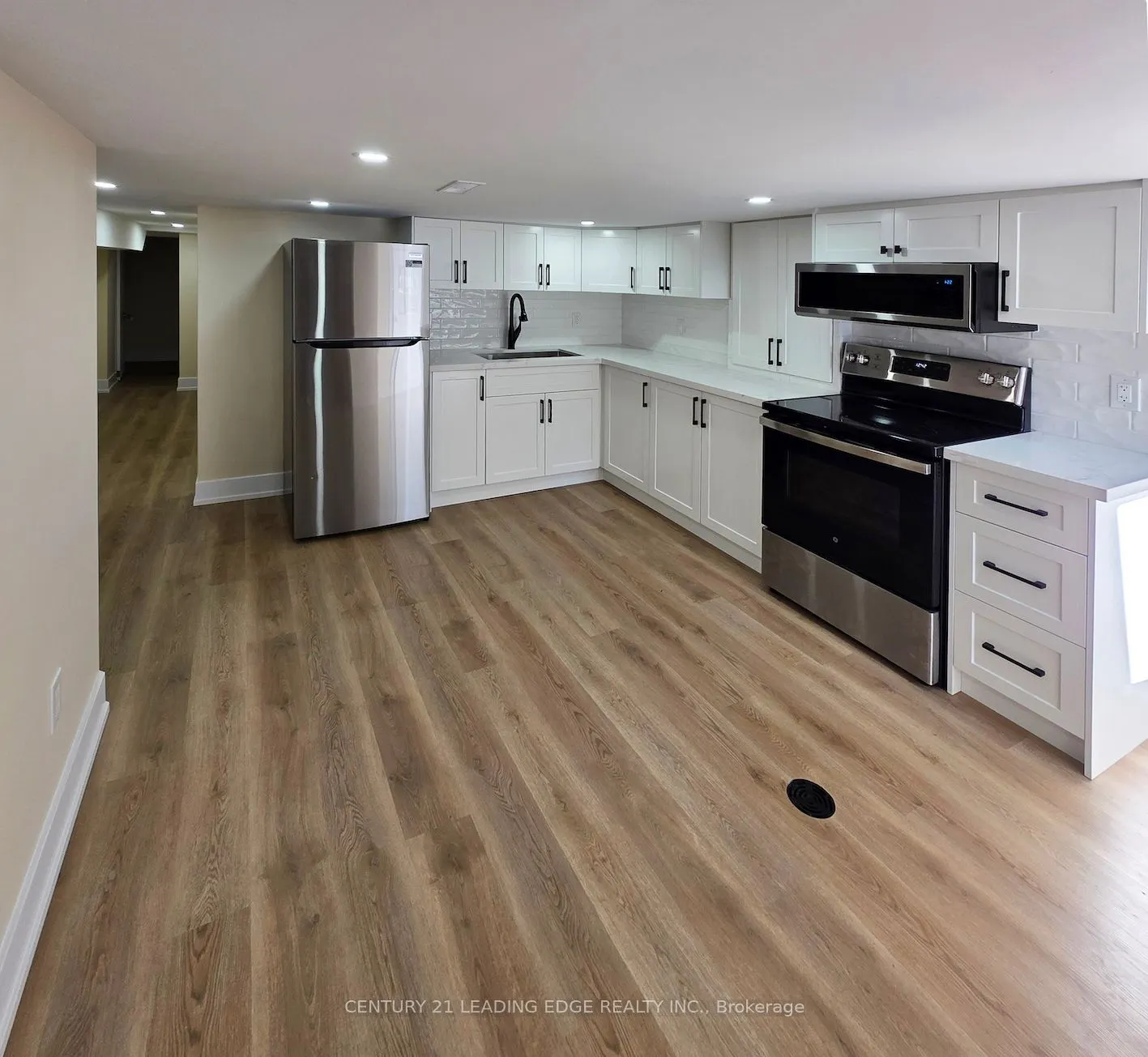 51 Dearbourne Avenue, #Basement