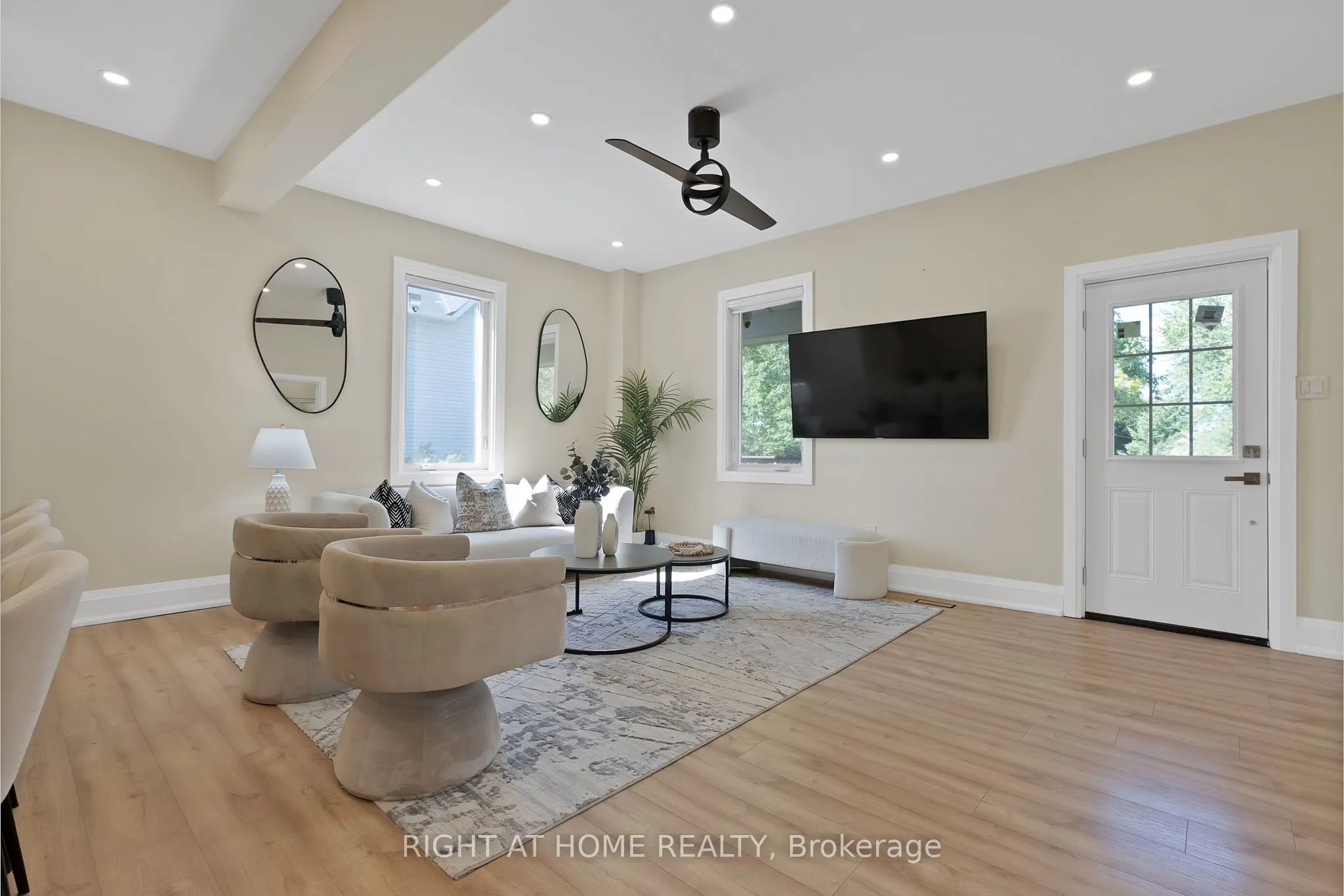 9495 Baldwin Street N