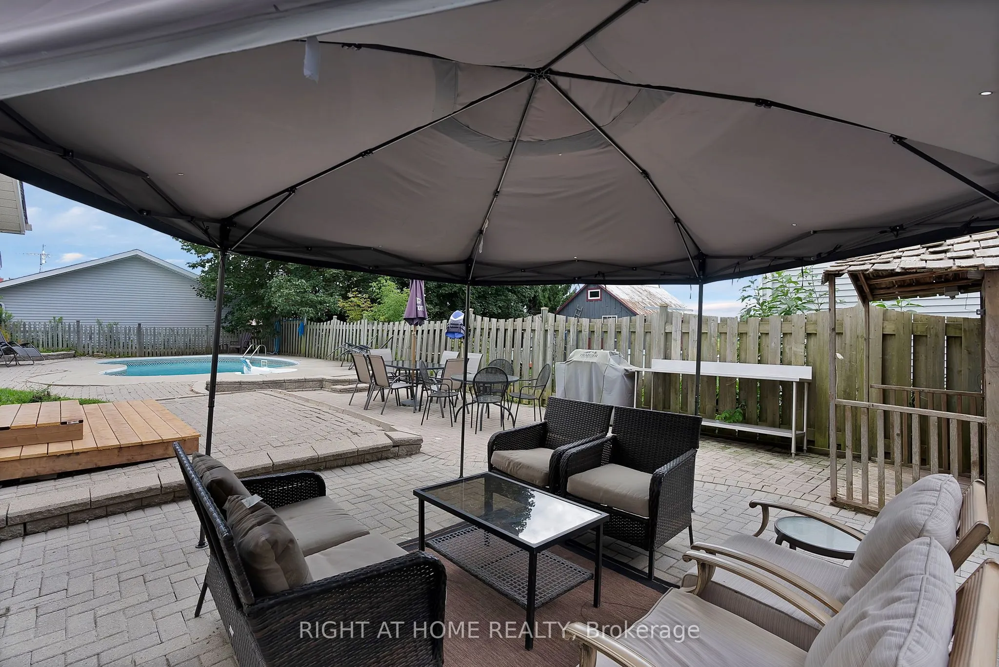 9495 Baldwin Street N