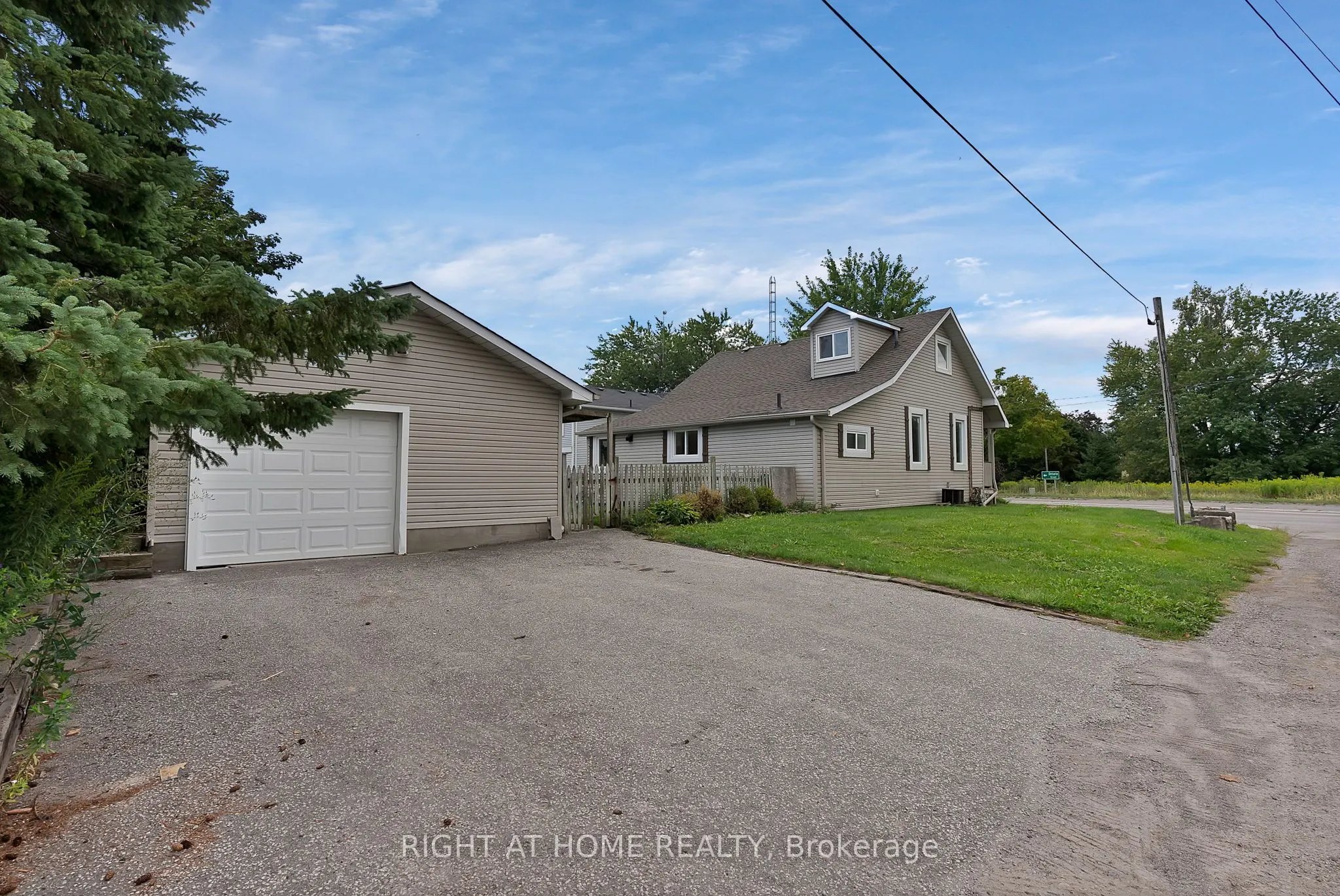 9495 Baldwin Street N