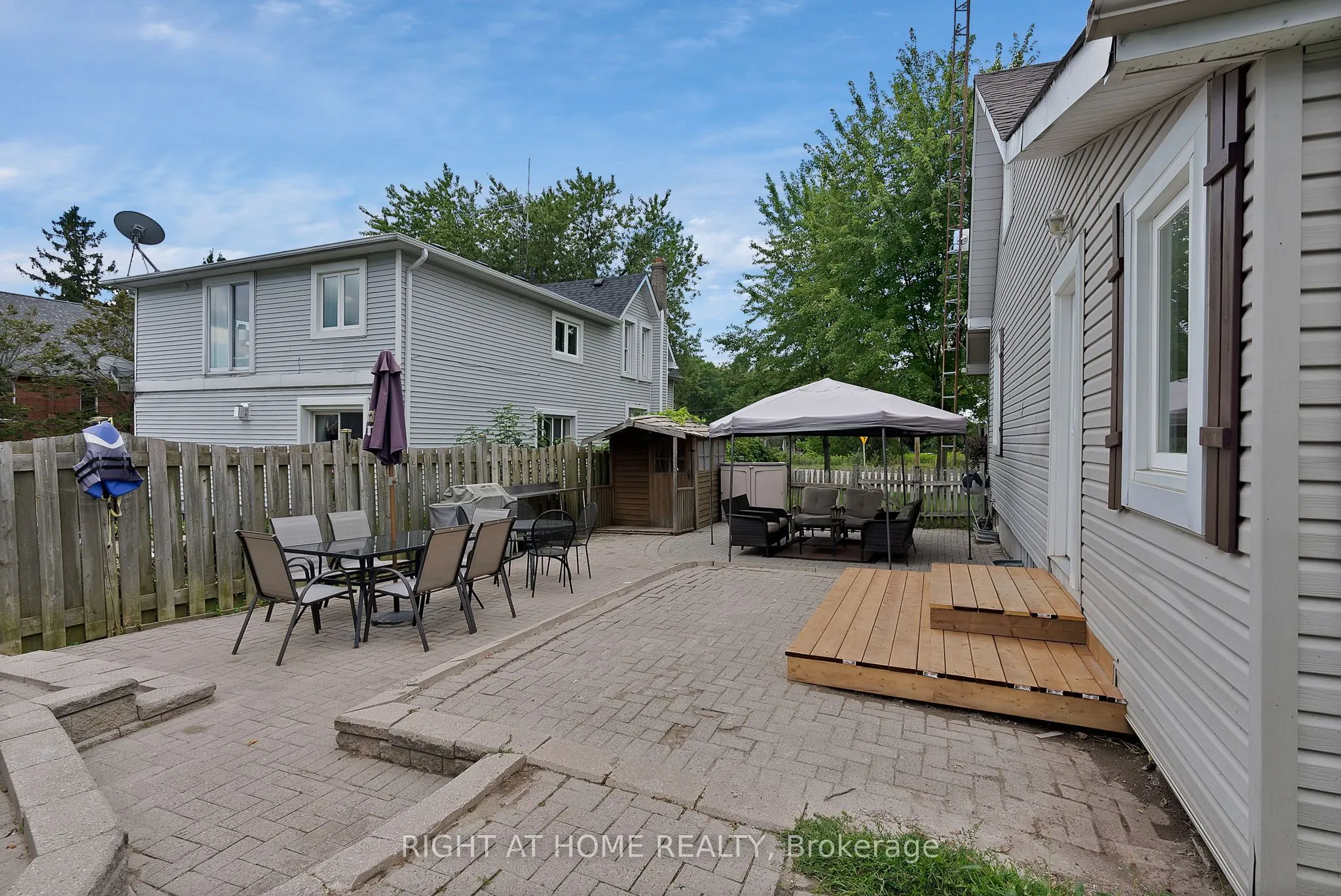 9495 Baldwin Street N