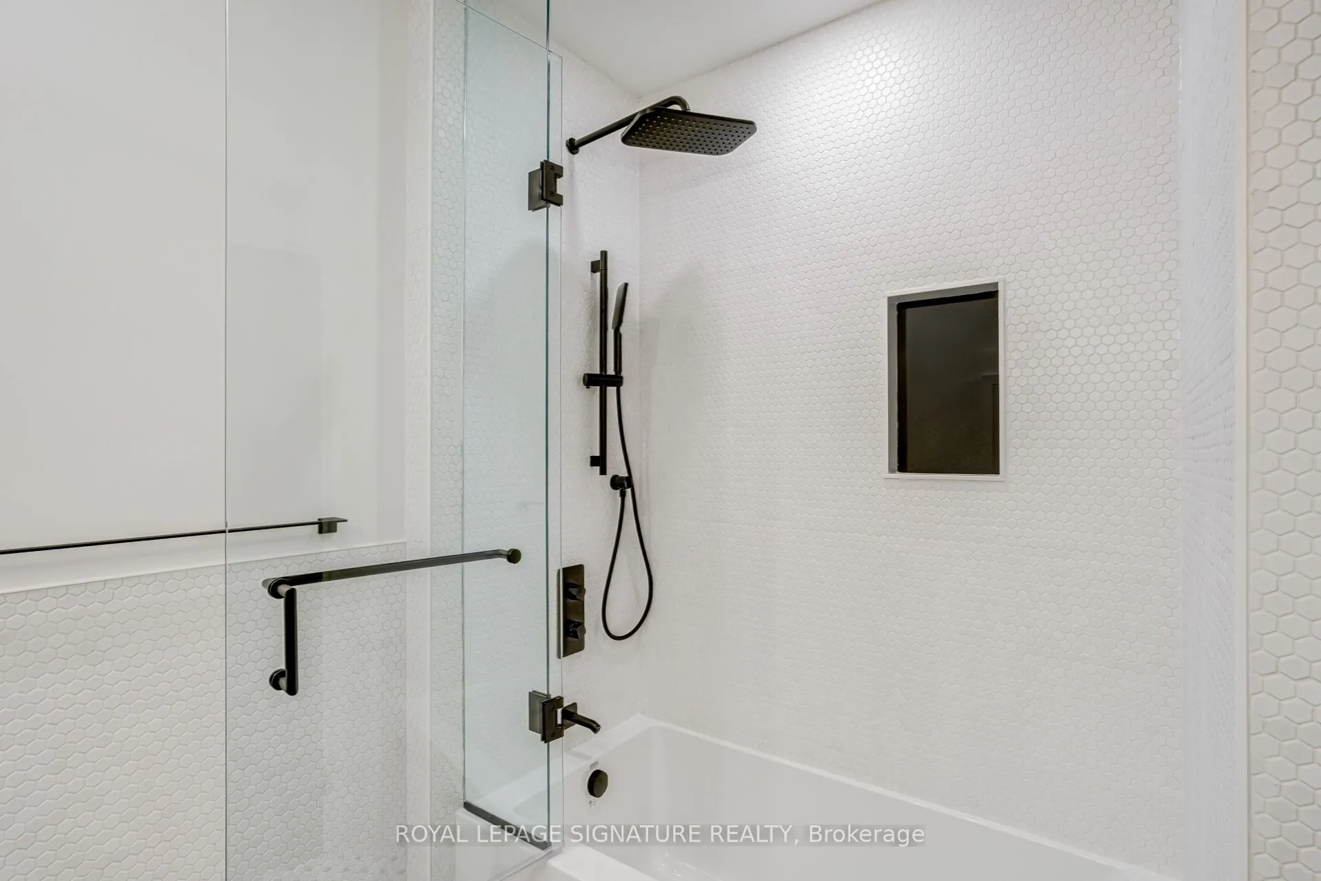 27 Scotland Road, #Lower Level