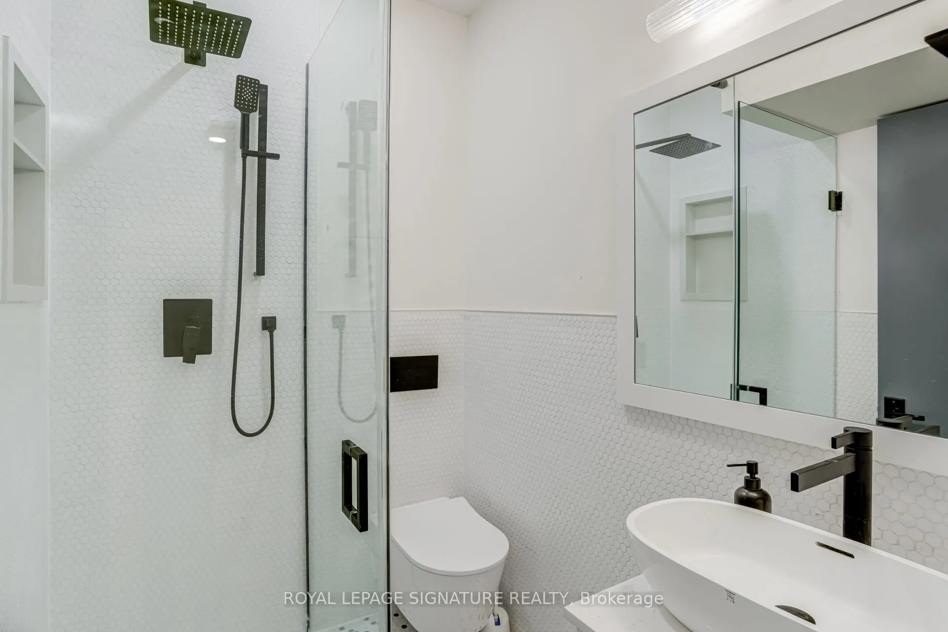 27 Scotland Road, #Lower Level