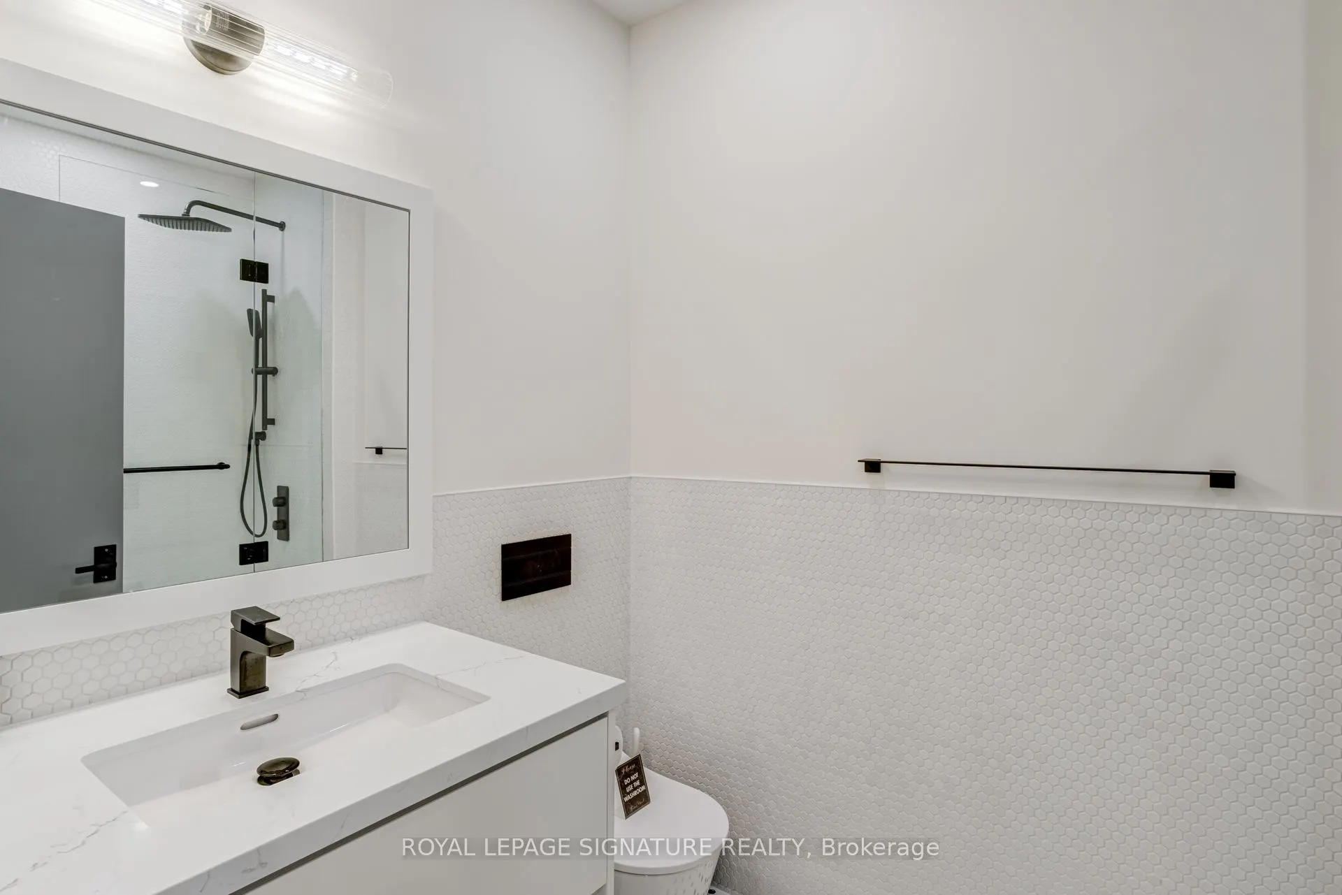 27 Scotland Road, #Lower Level