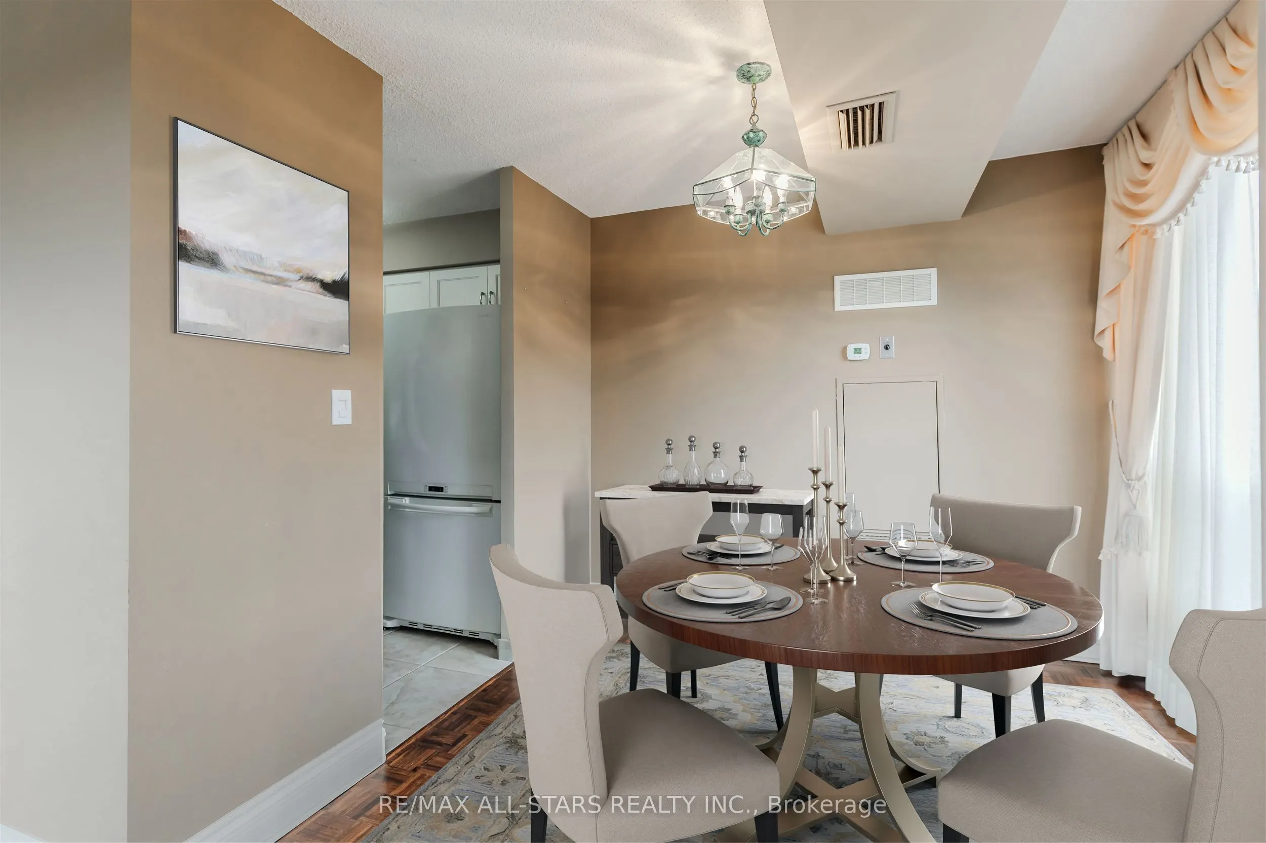 3734 St Clair Avenue E, #407