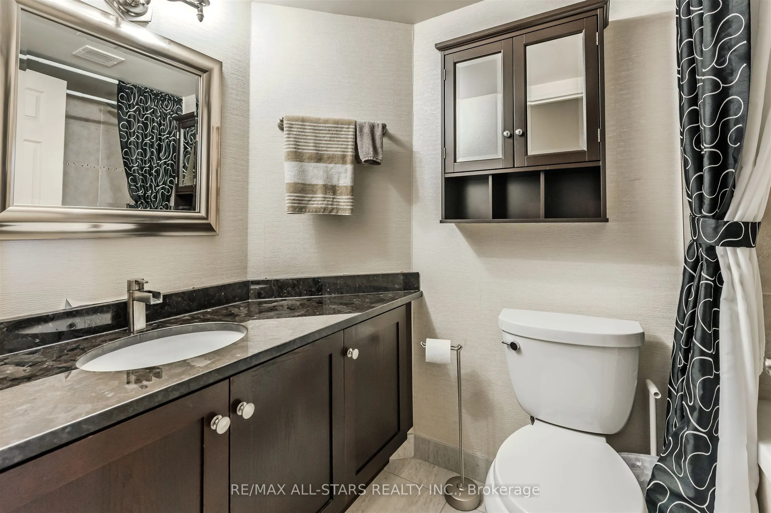 3734 St Clair Avenue E, #407