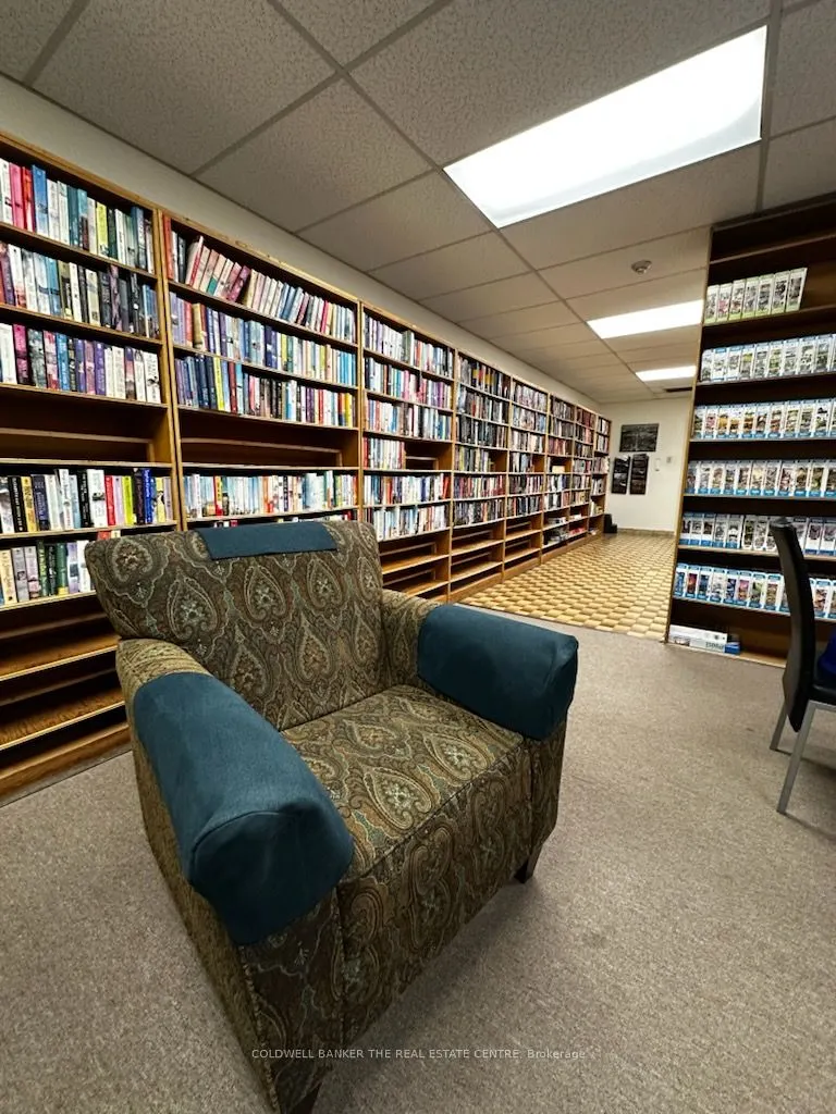 121 Ling Road, #1211