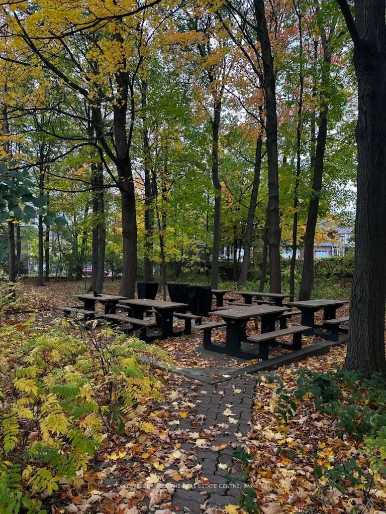 121 Ling Road, #1211