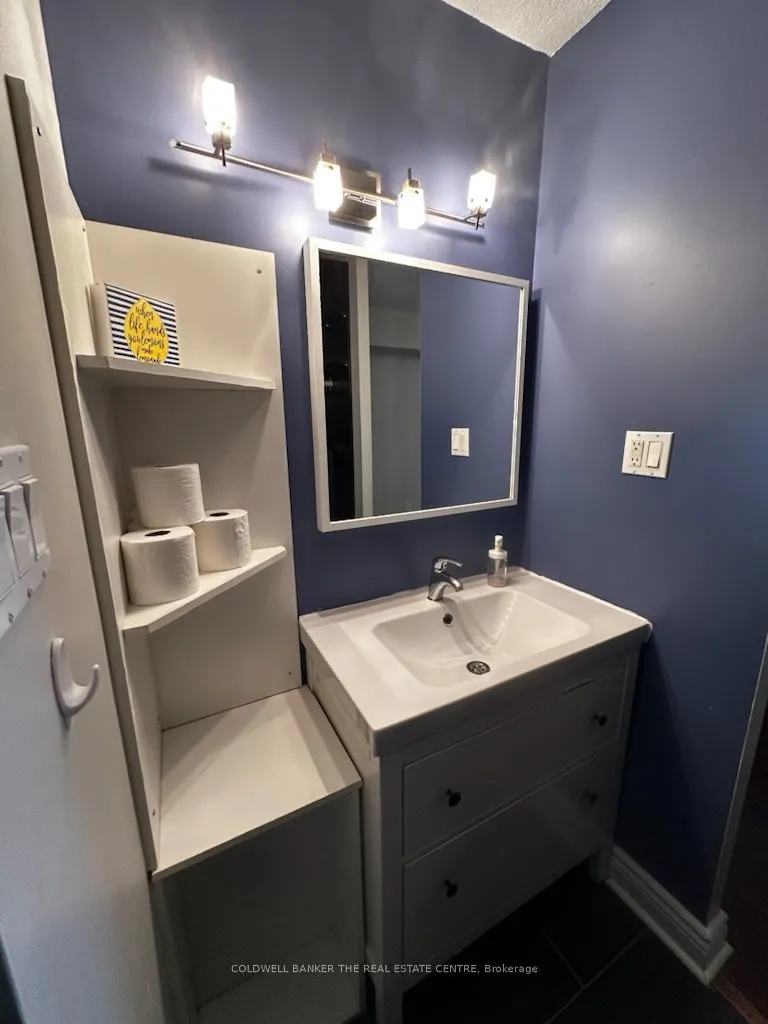 121 Ling Road, #1211