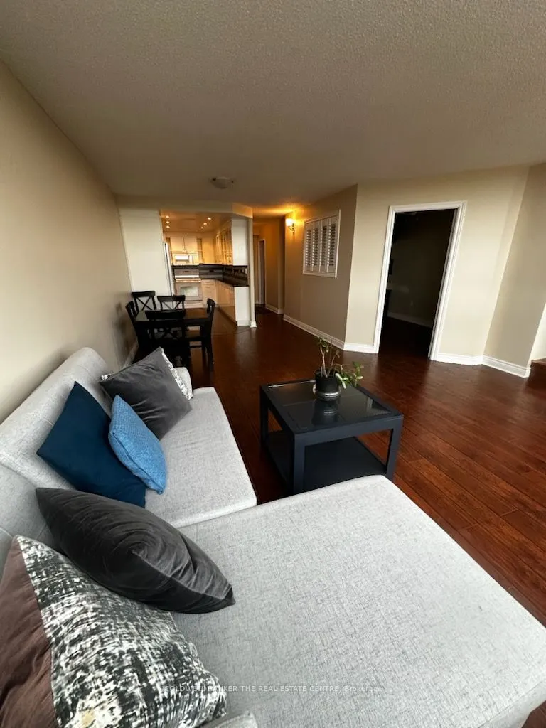 121 Ling Road, #1211