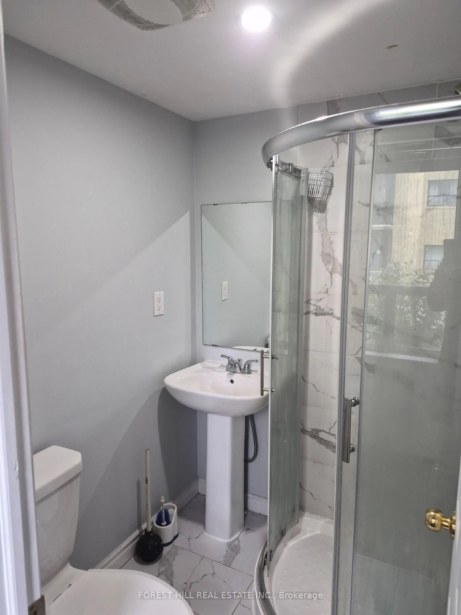 1641 Victoria Park Avenue, #3