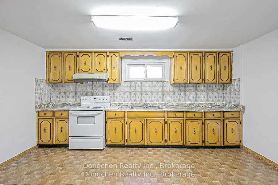 281 Huntsmill Boulevard