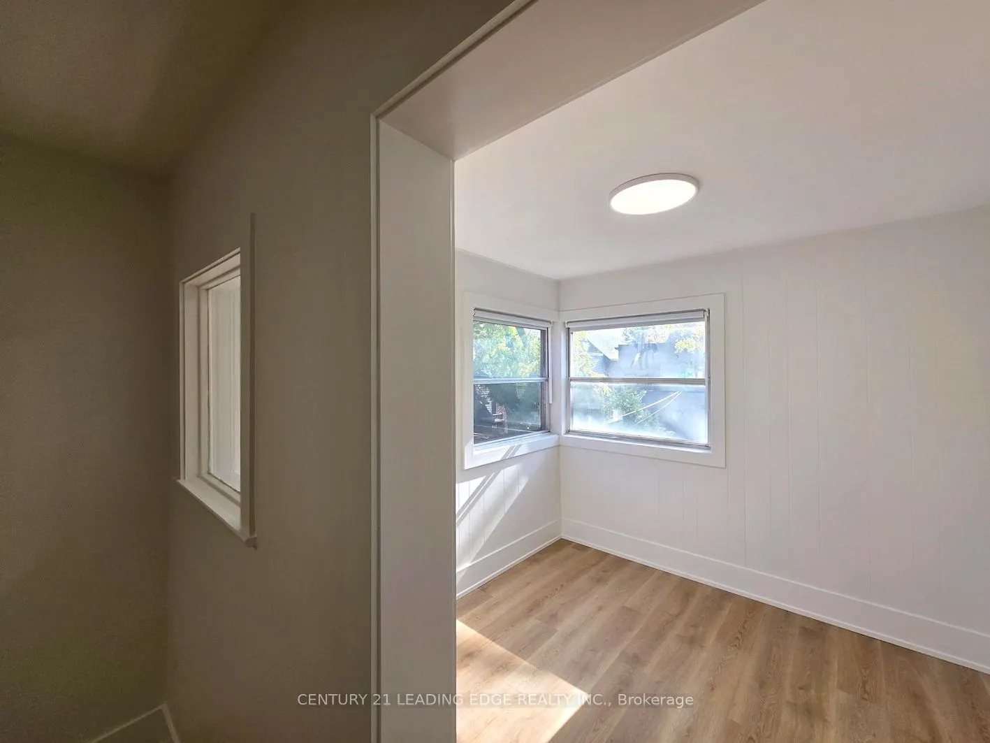 51 Dearbourne Avenue, #Main