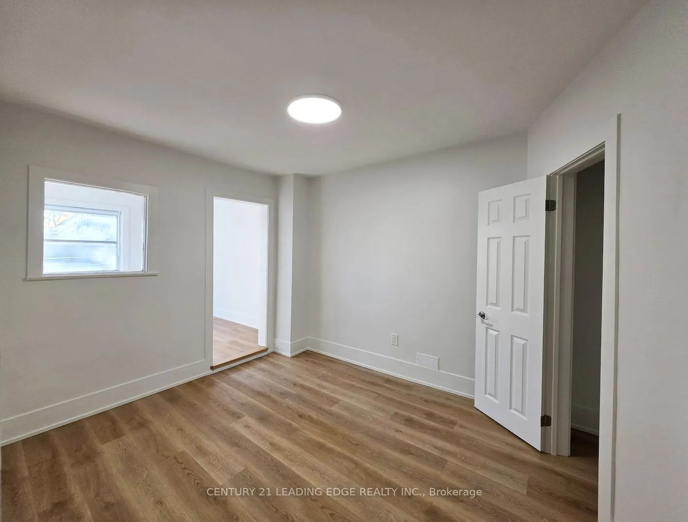 51 Dearbourne Avenue, #Main