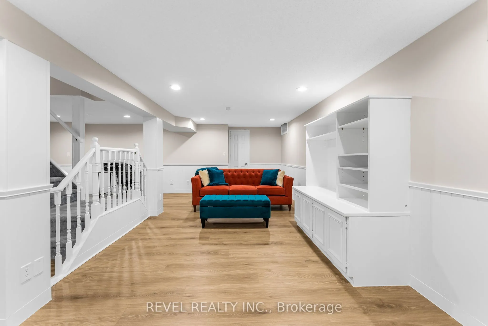 330 Regal Briar Street