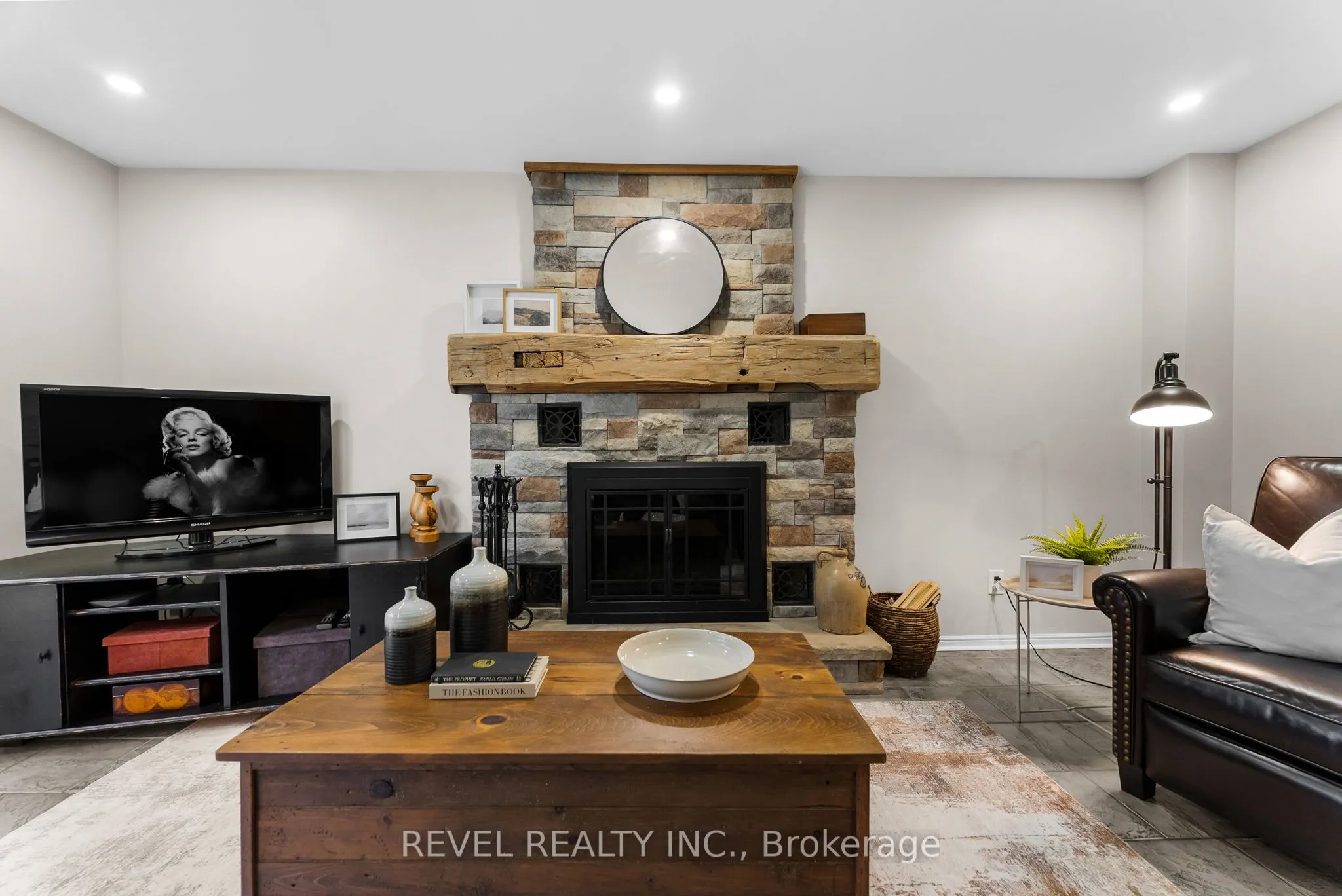 330 Regal Briar Street