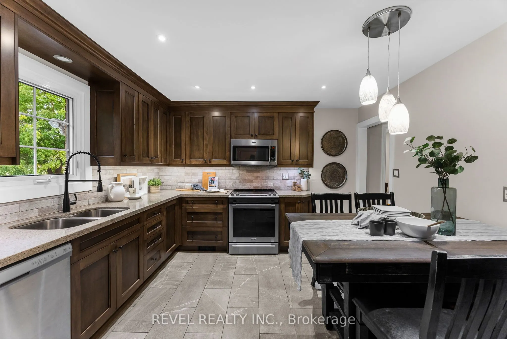 330 Regal Briar Street