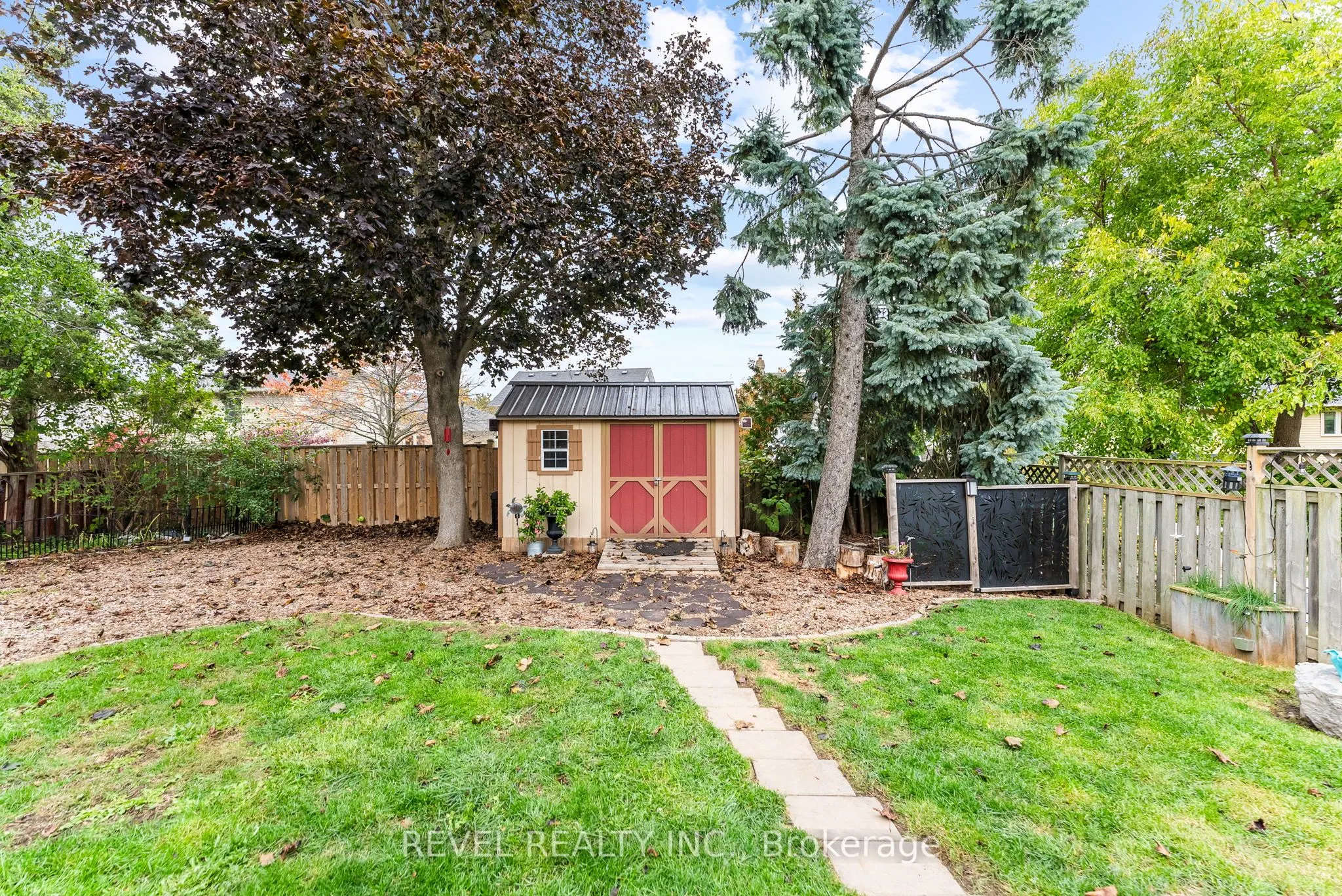 330 Regal Briar Street