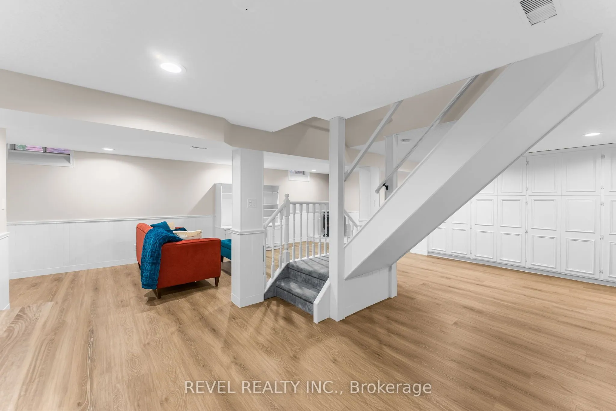 330 Regal Briar Street