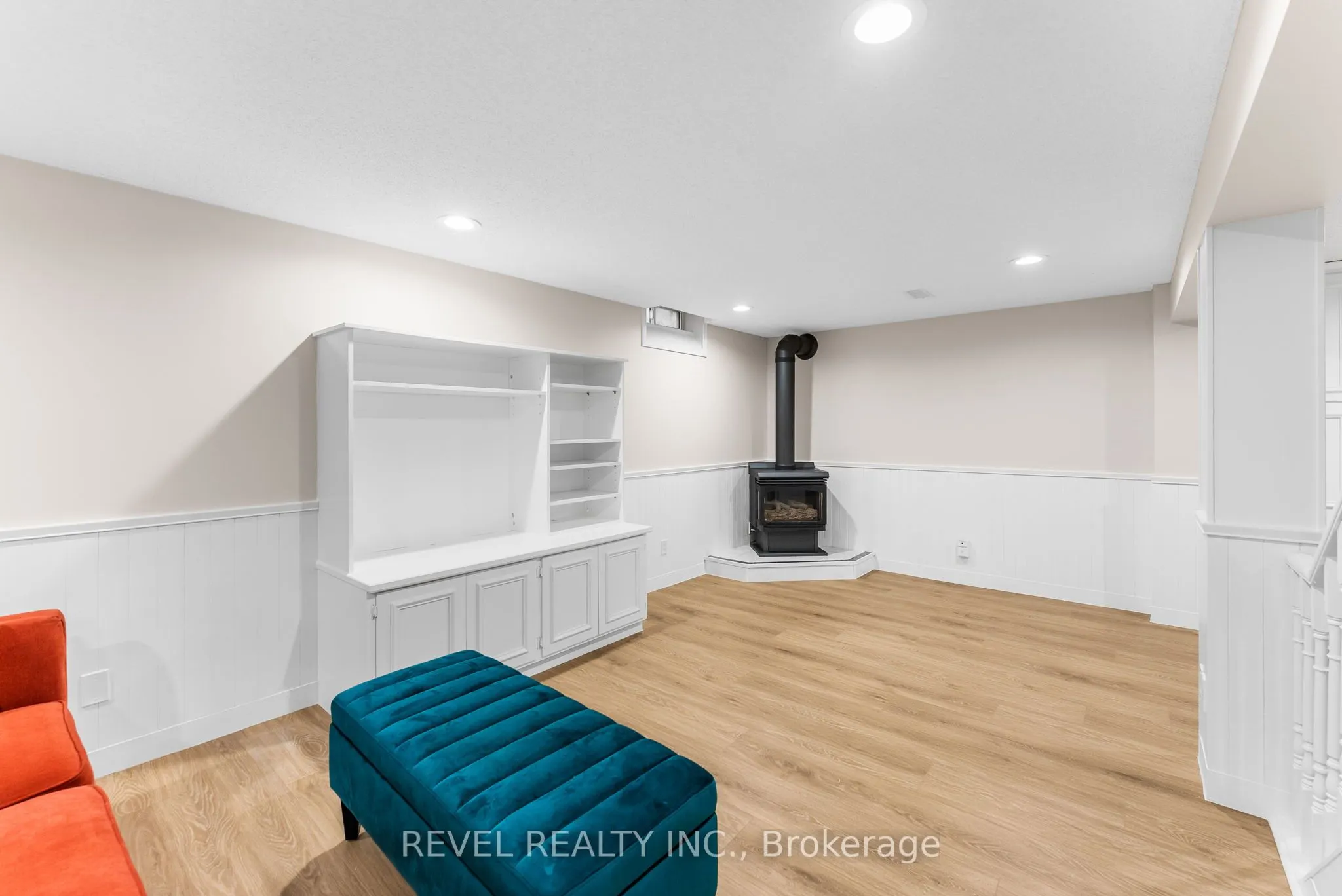 330 Regal Briar Street