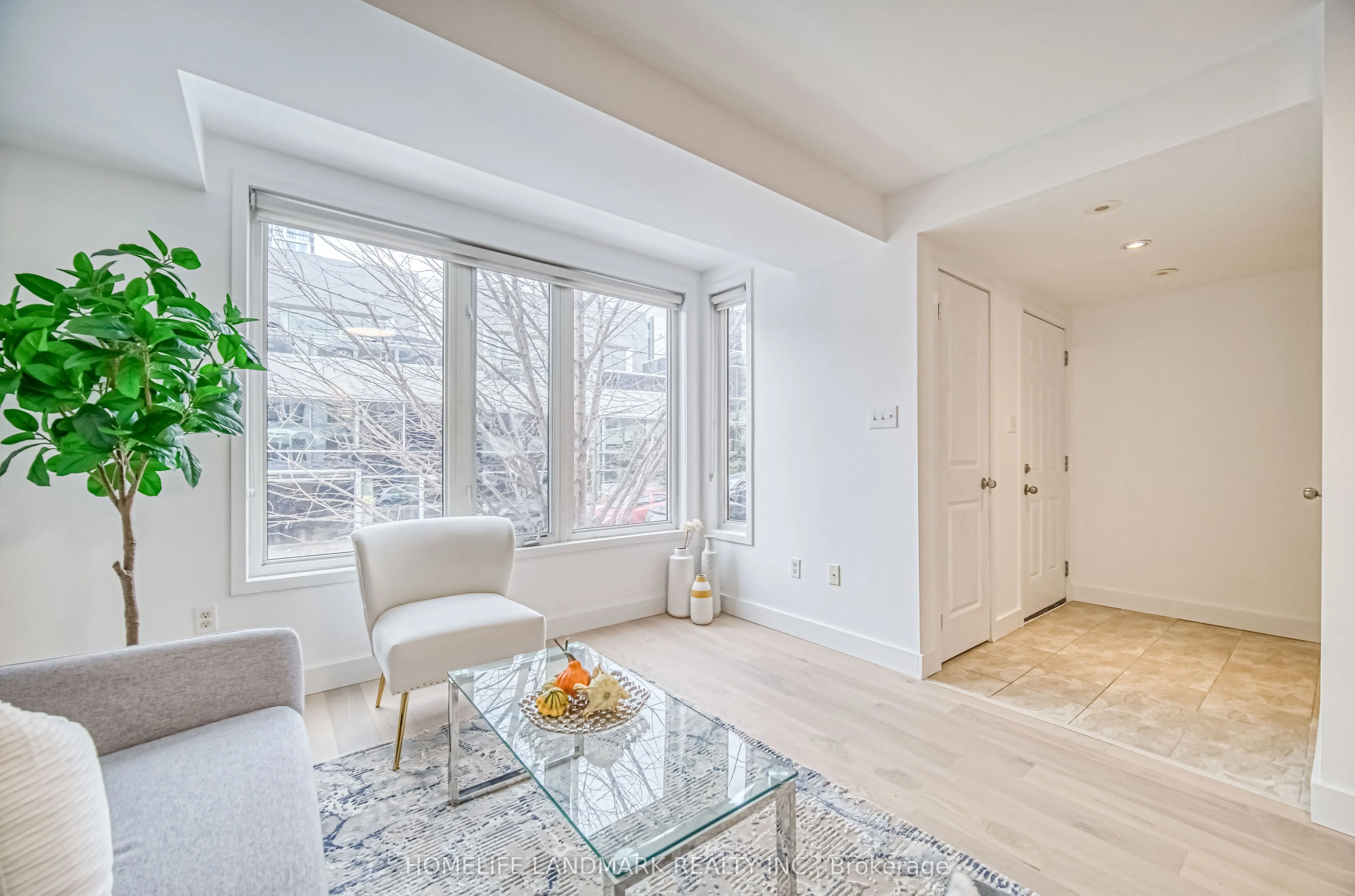 75 Carroll Street, #10