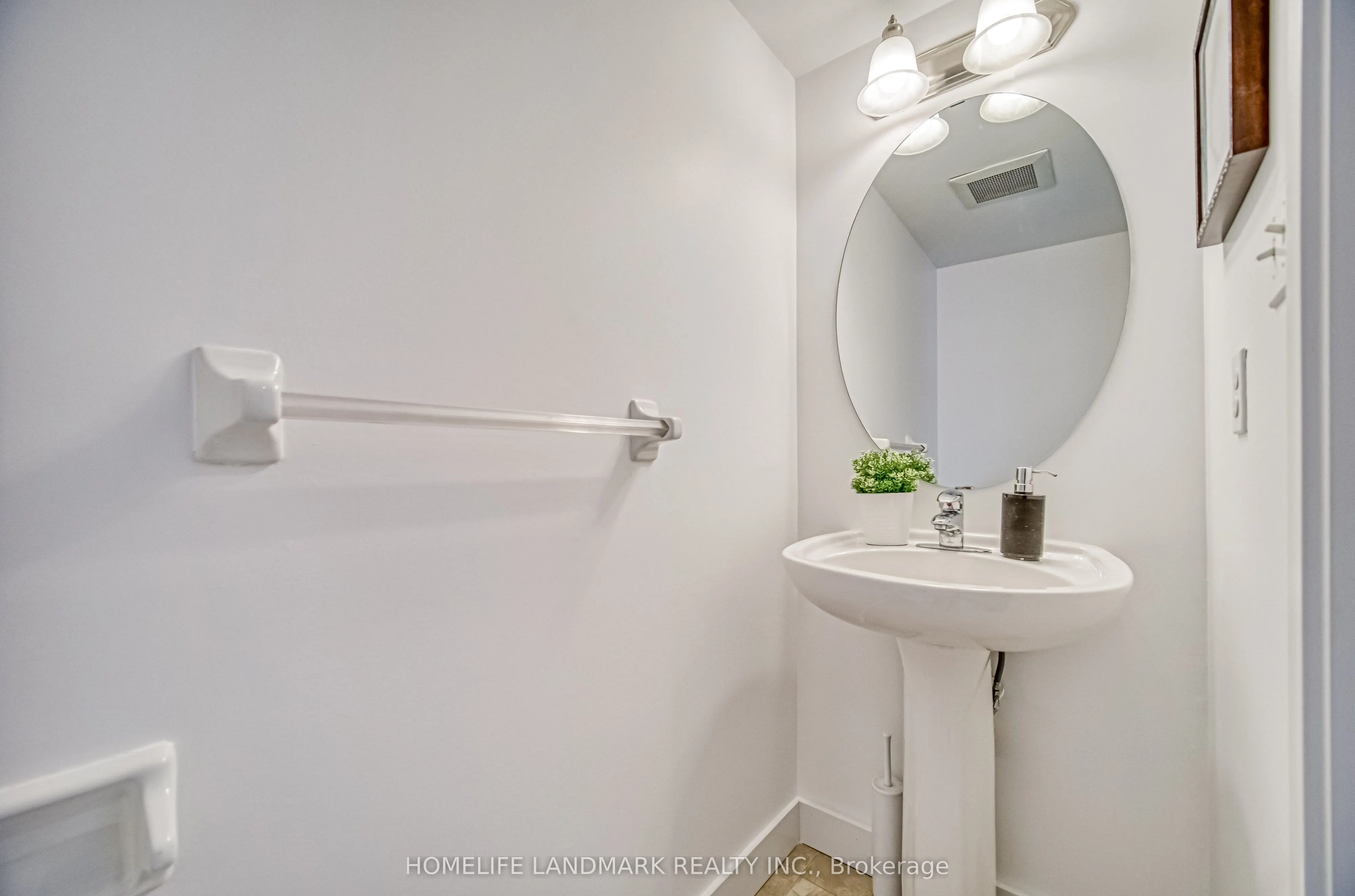 75 Carroll Street, #10