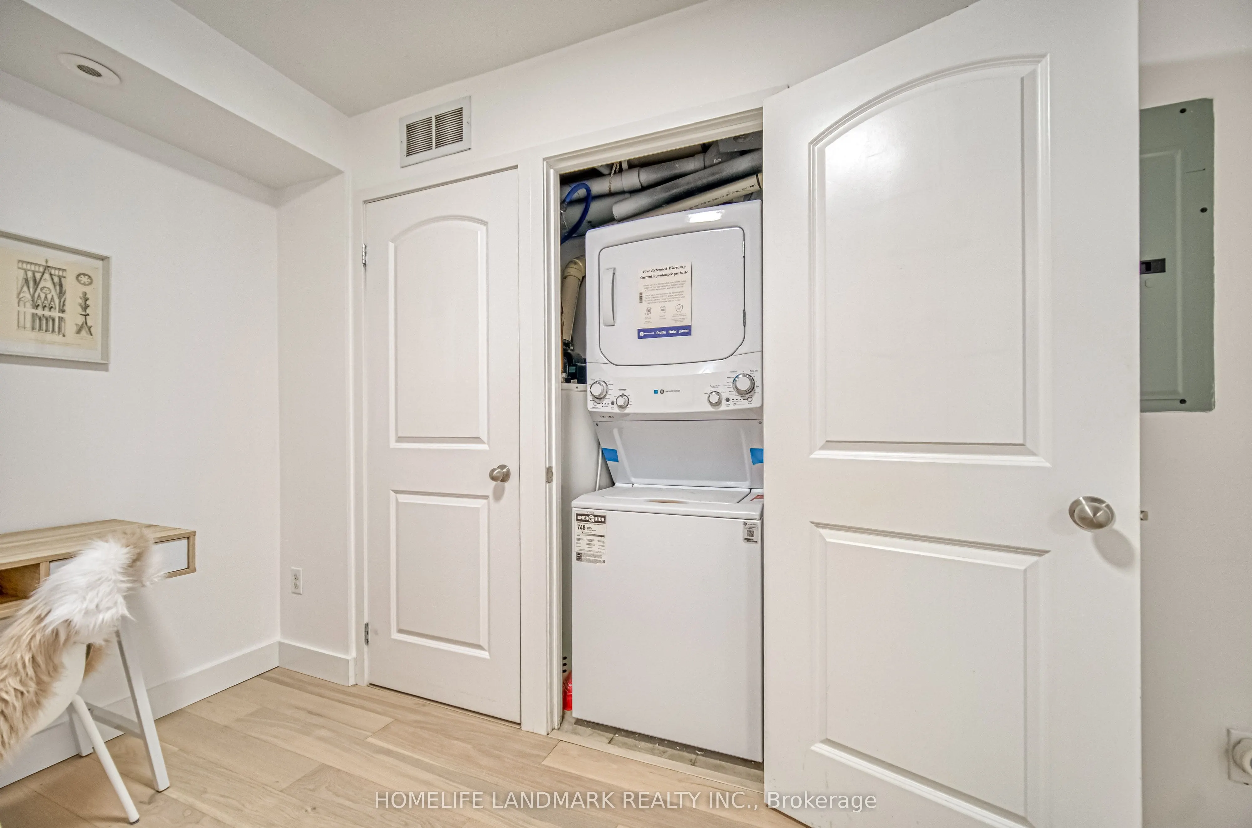 75 Carroll Street, #10