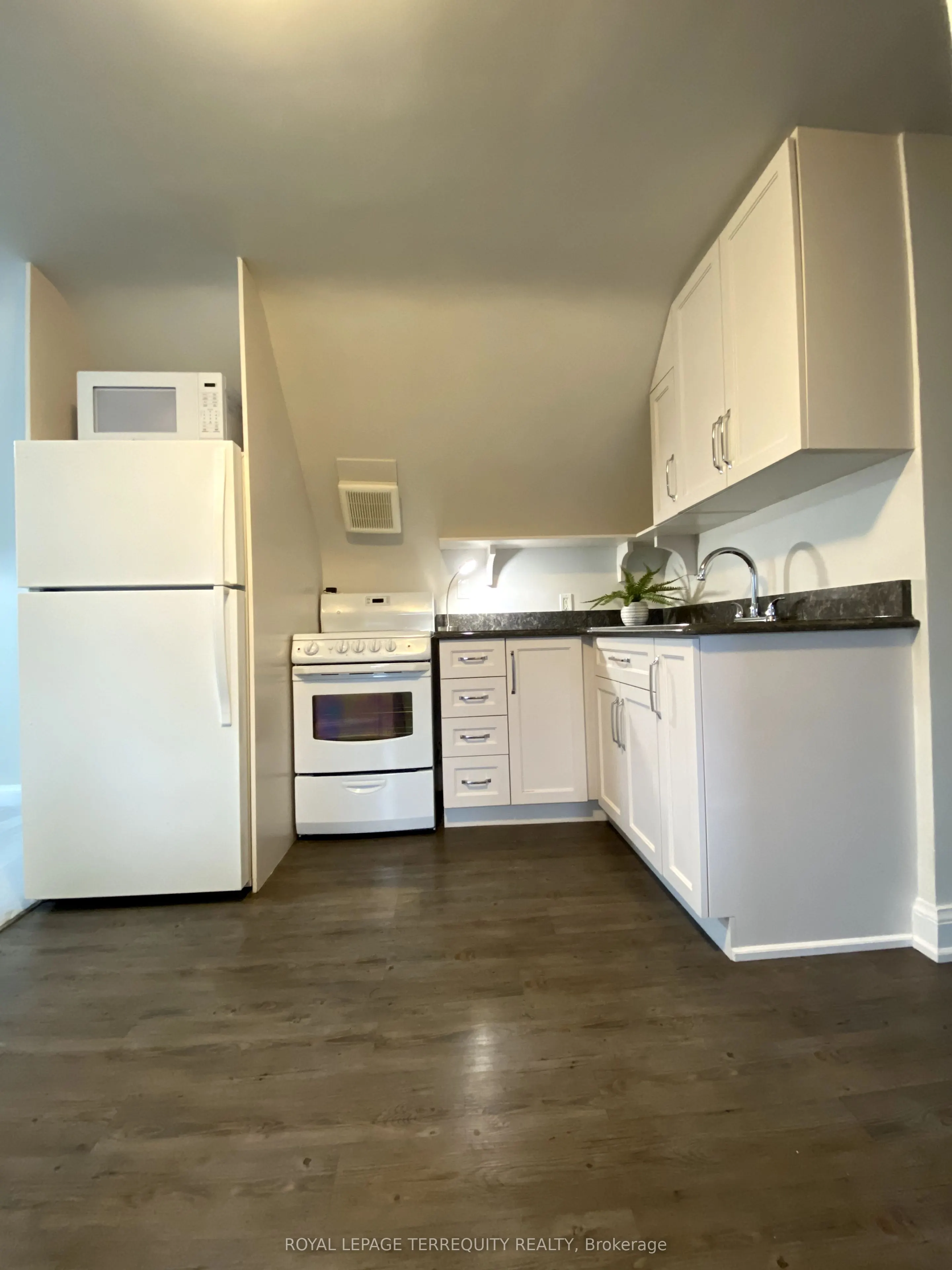 14 Flempton Crescent, #Upper