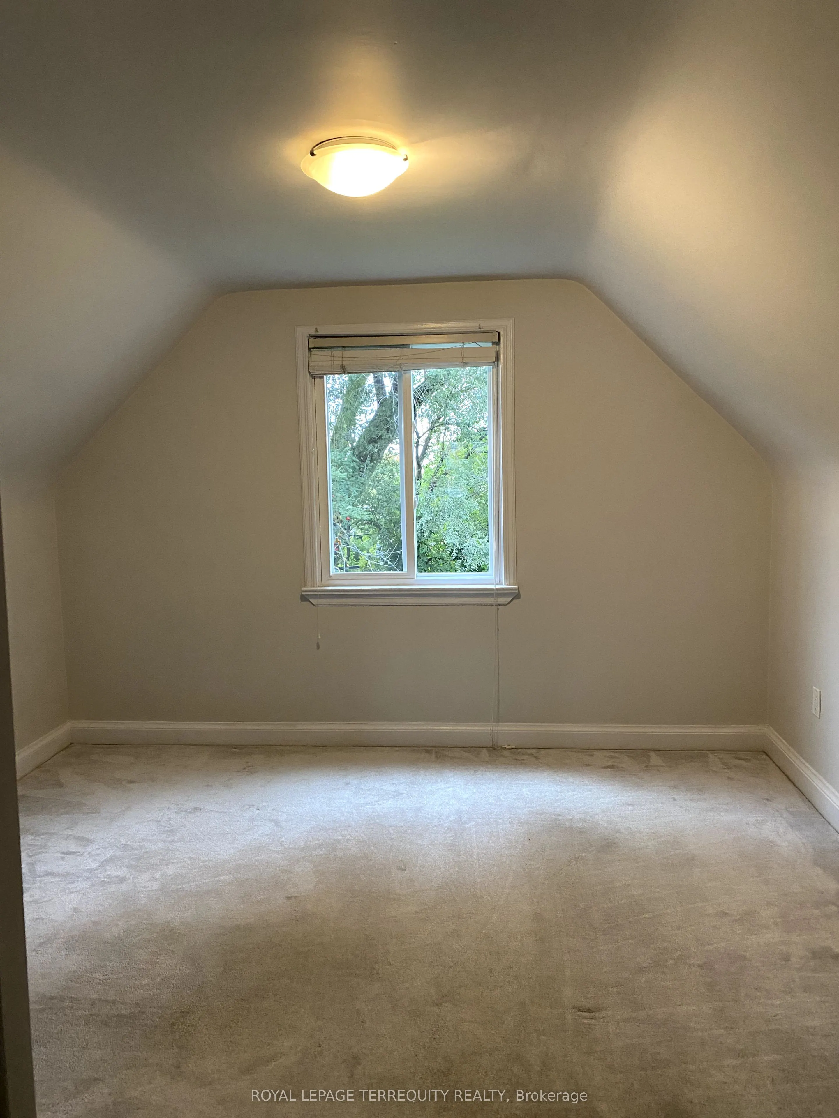 14 Flempton Crescent, #Upper