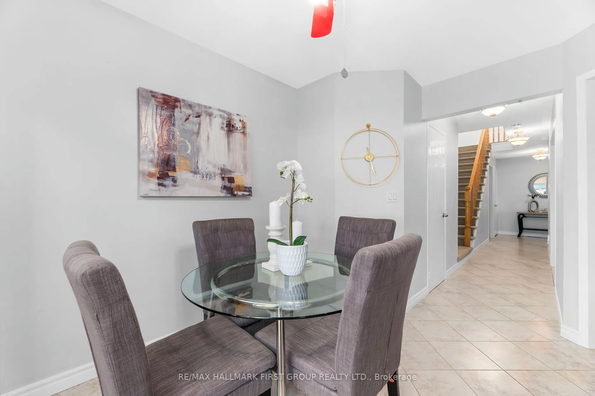 122 Thicket Crescent