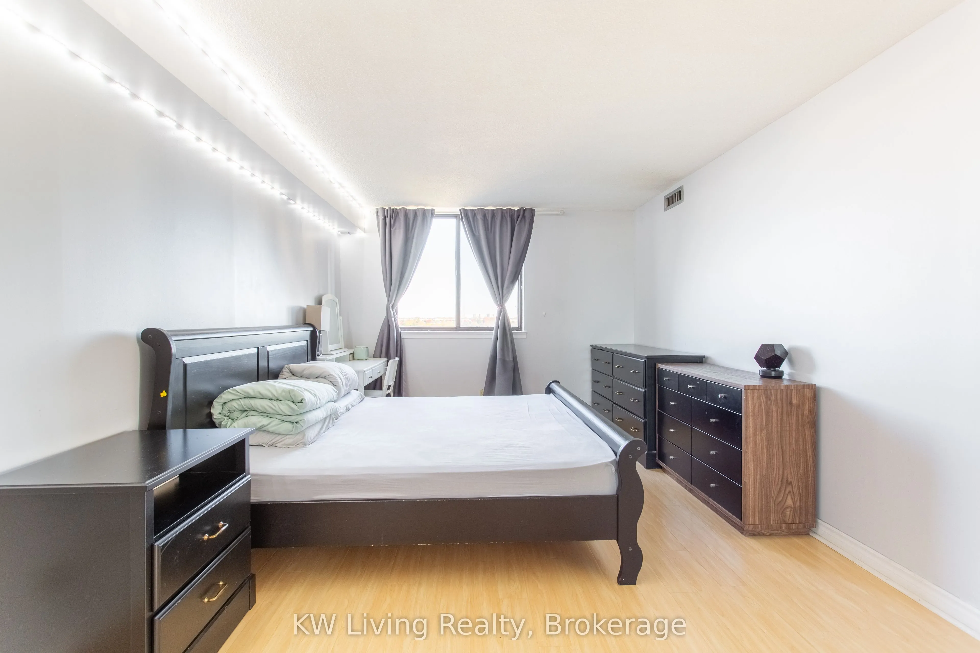 75 Bamburgh Circle, #924