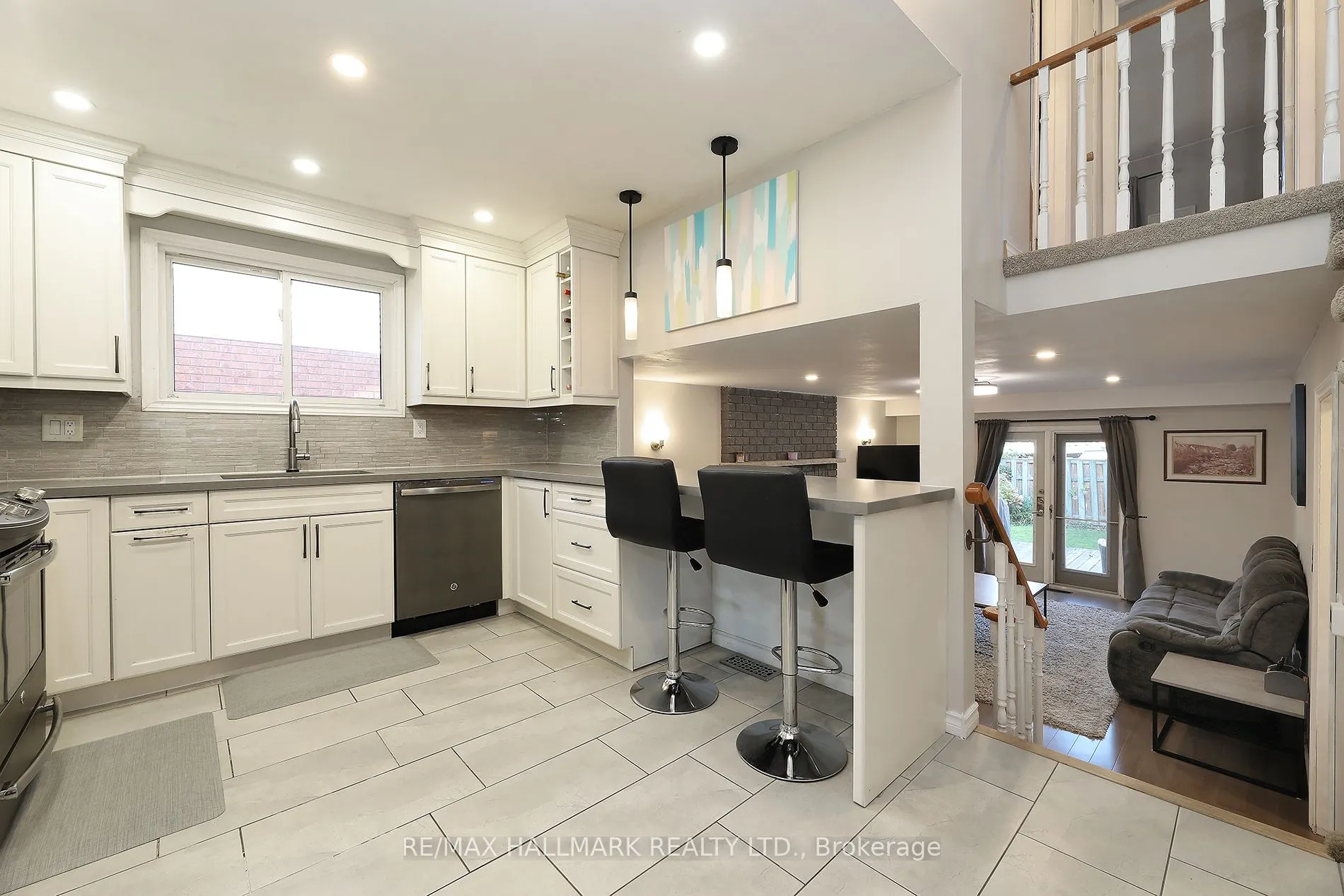 944 William Booth Crescent