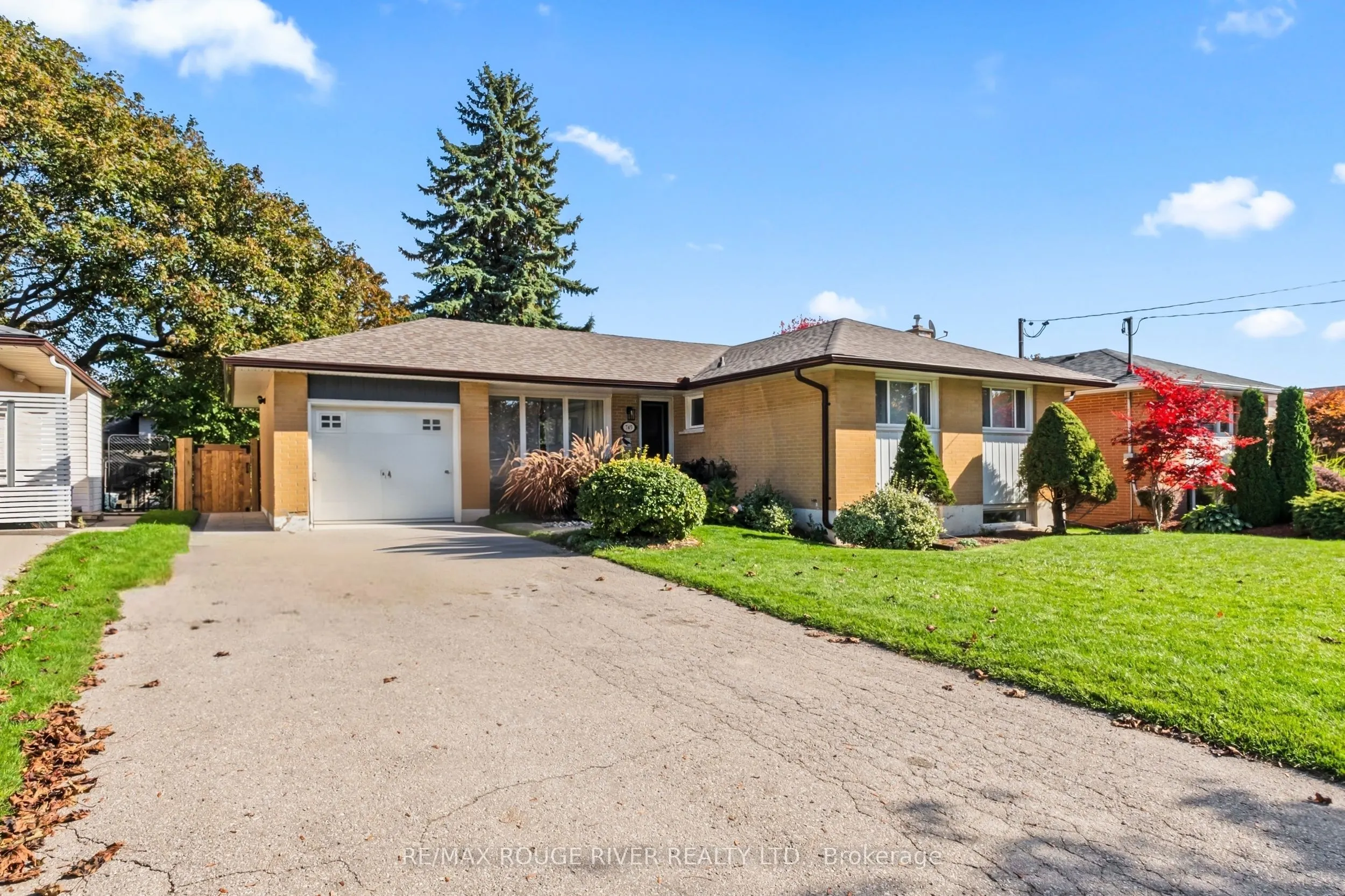 745 Glengrove Street