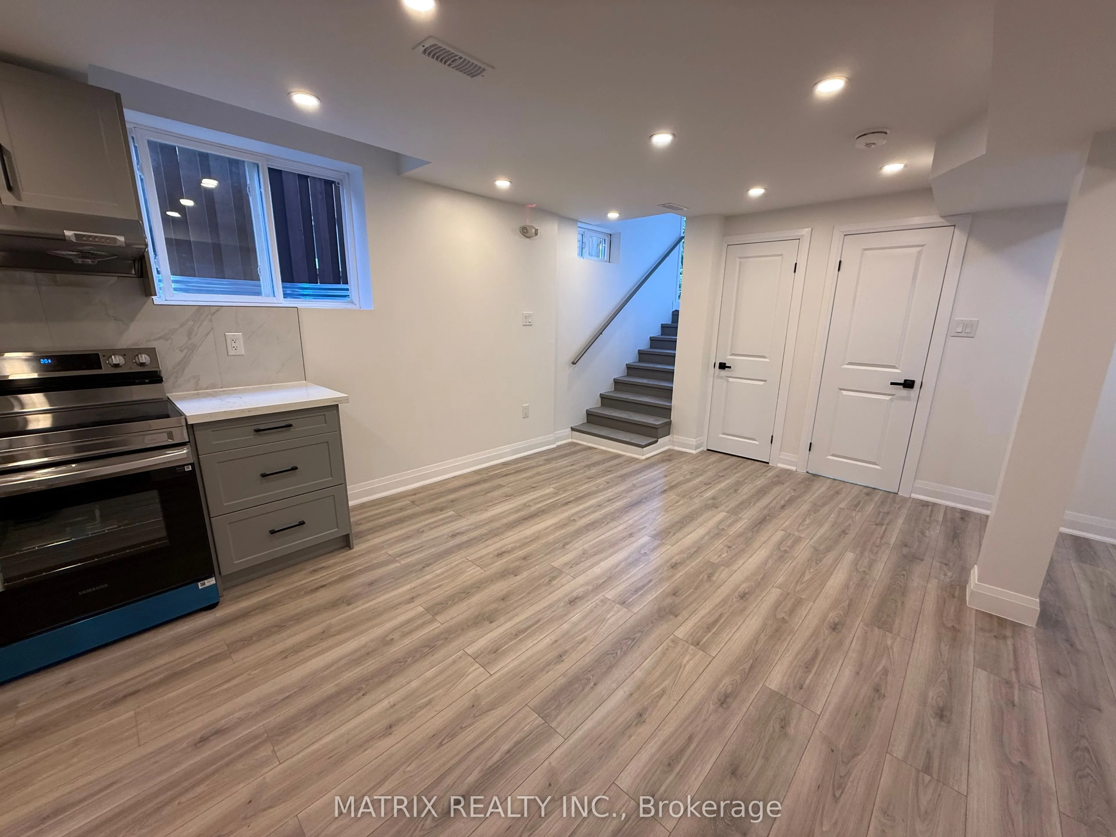 2197 Wildwood Crescent