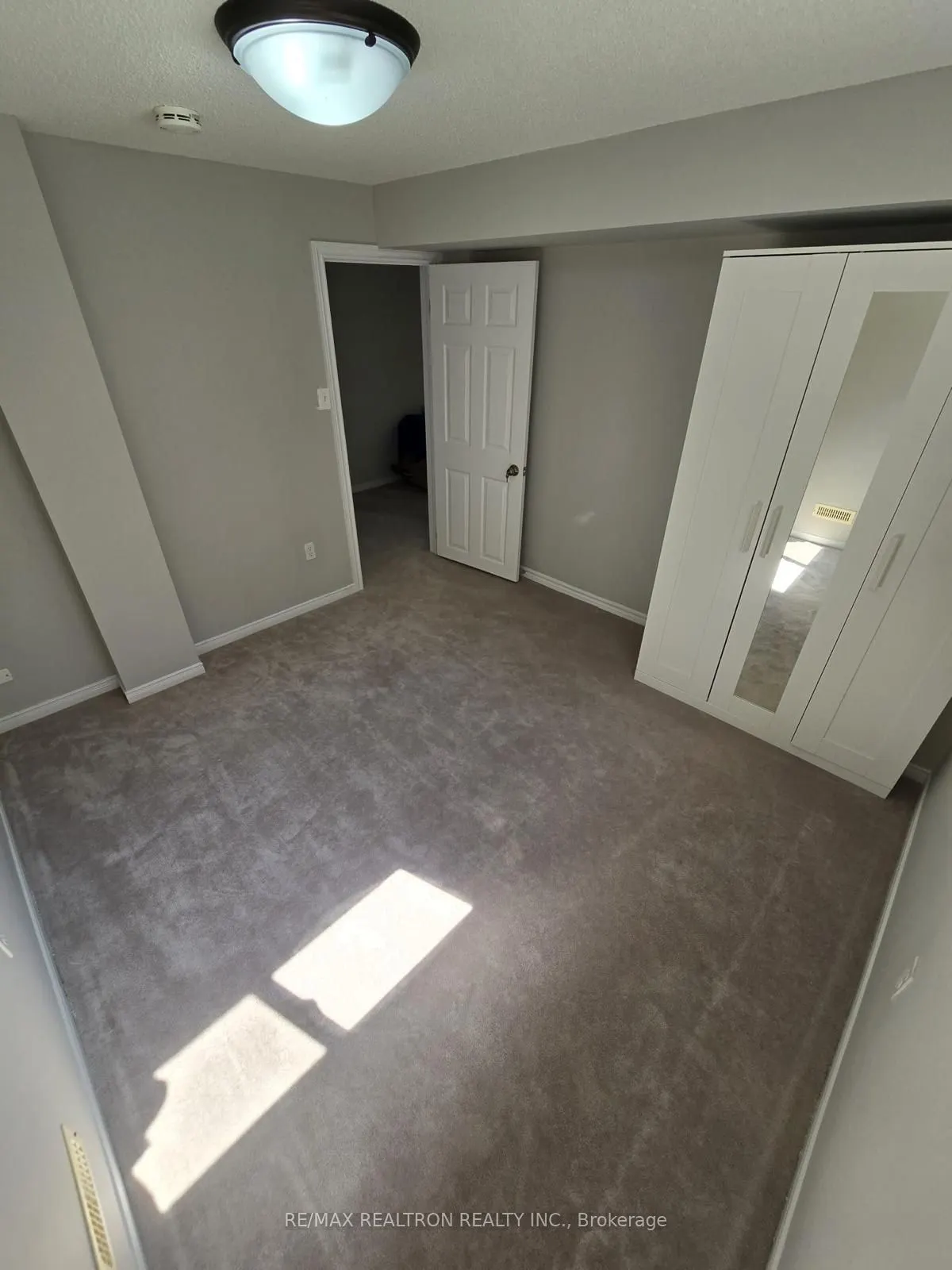 117 Vessel (BSMT) Crescent