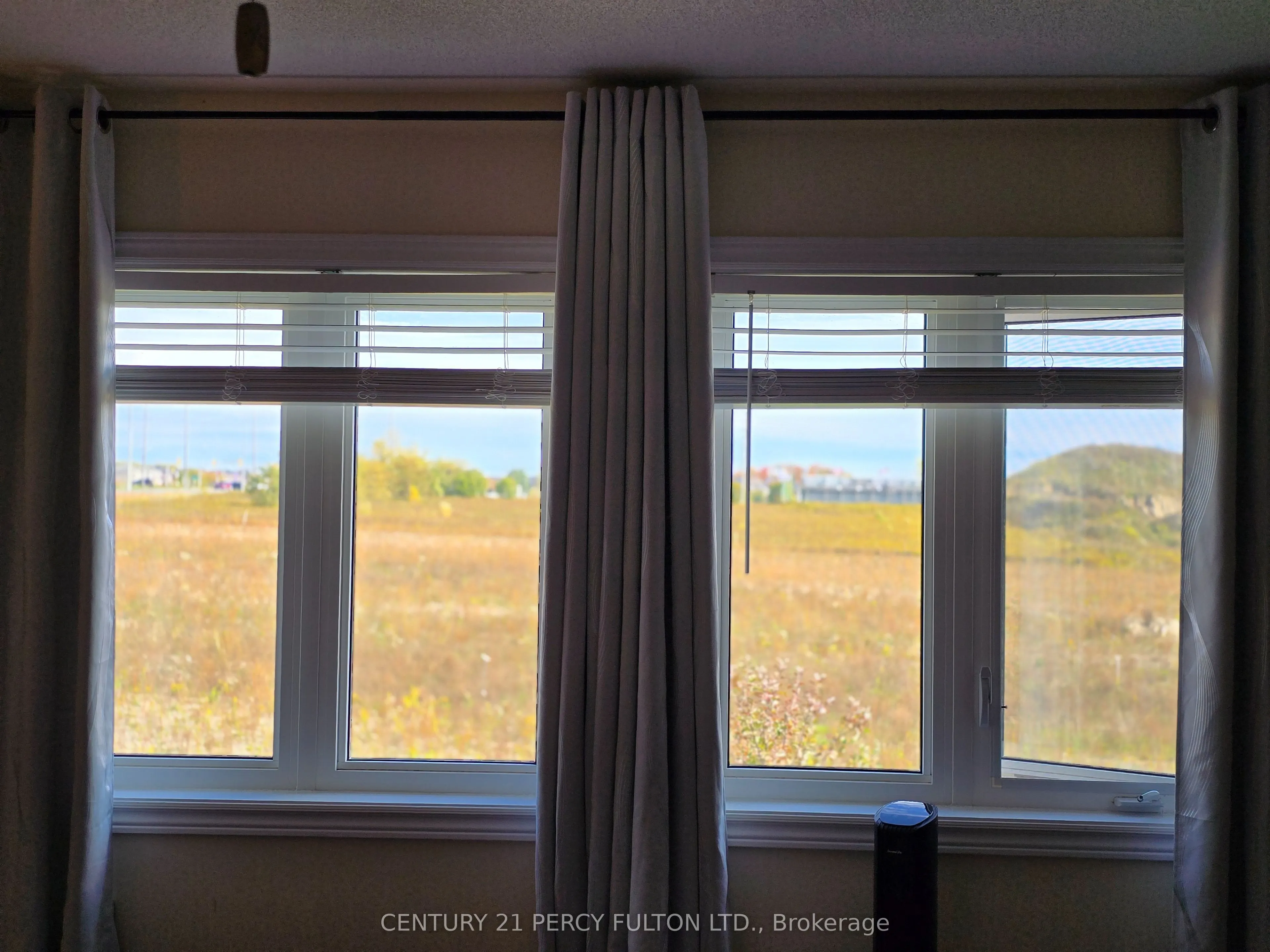 1979 Riverton Street