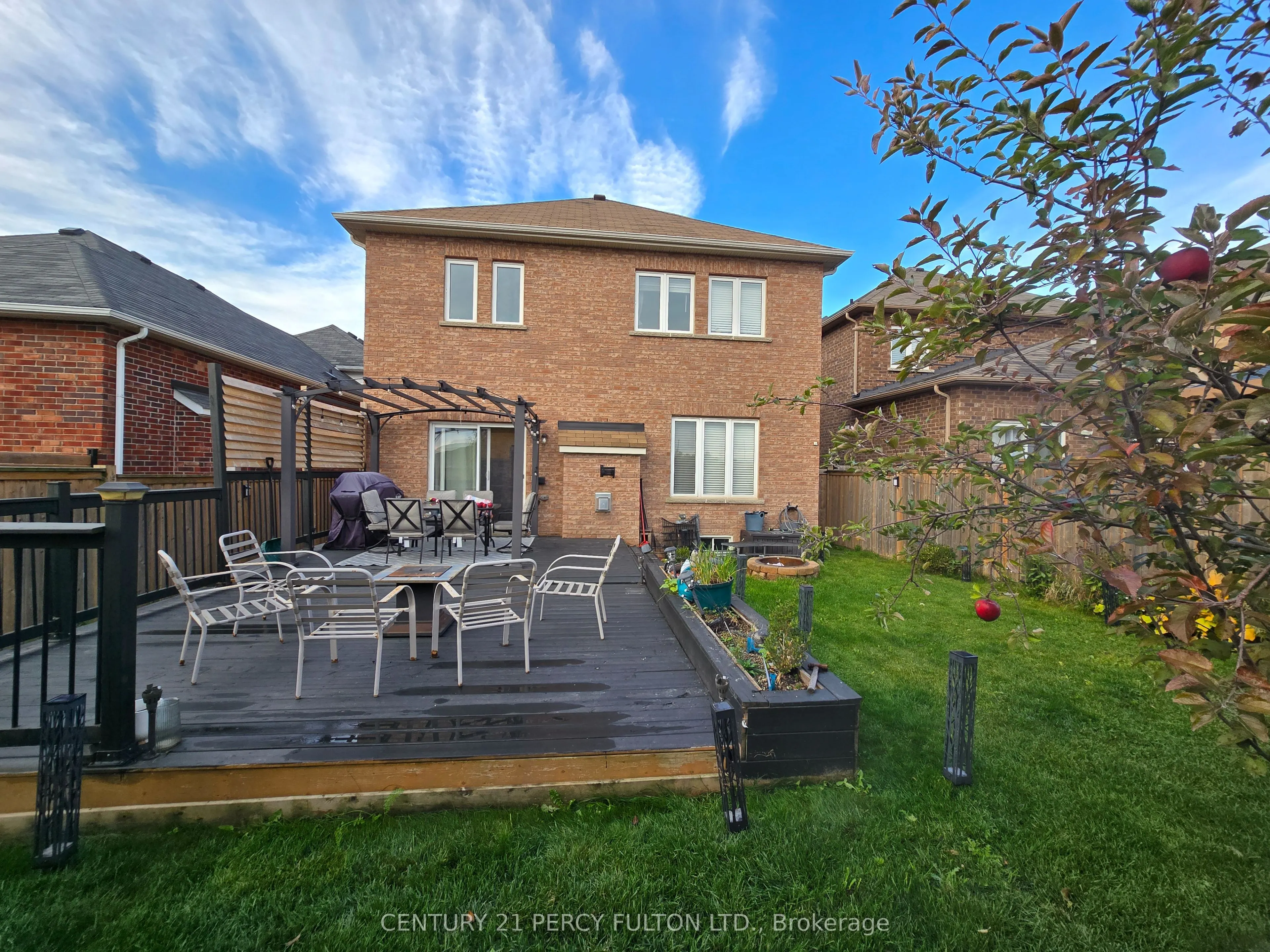 1979 Riverton Street