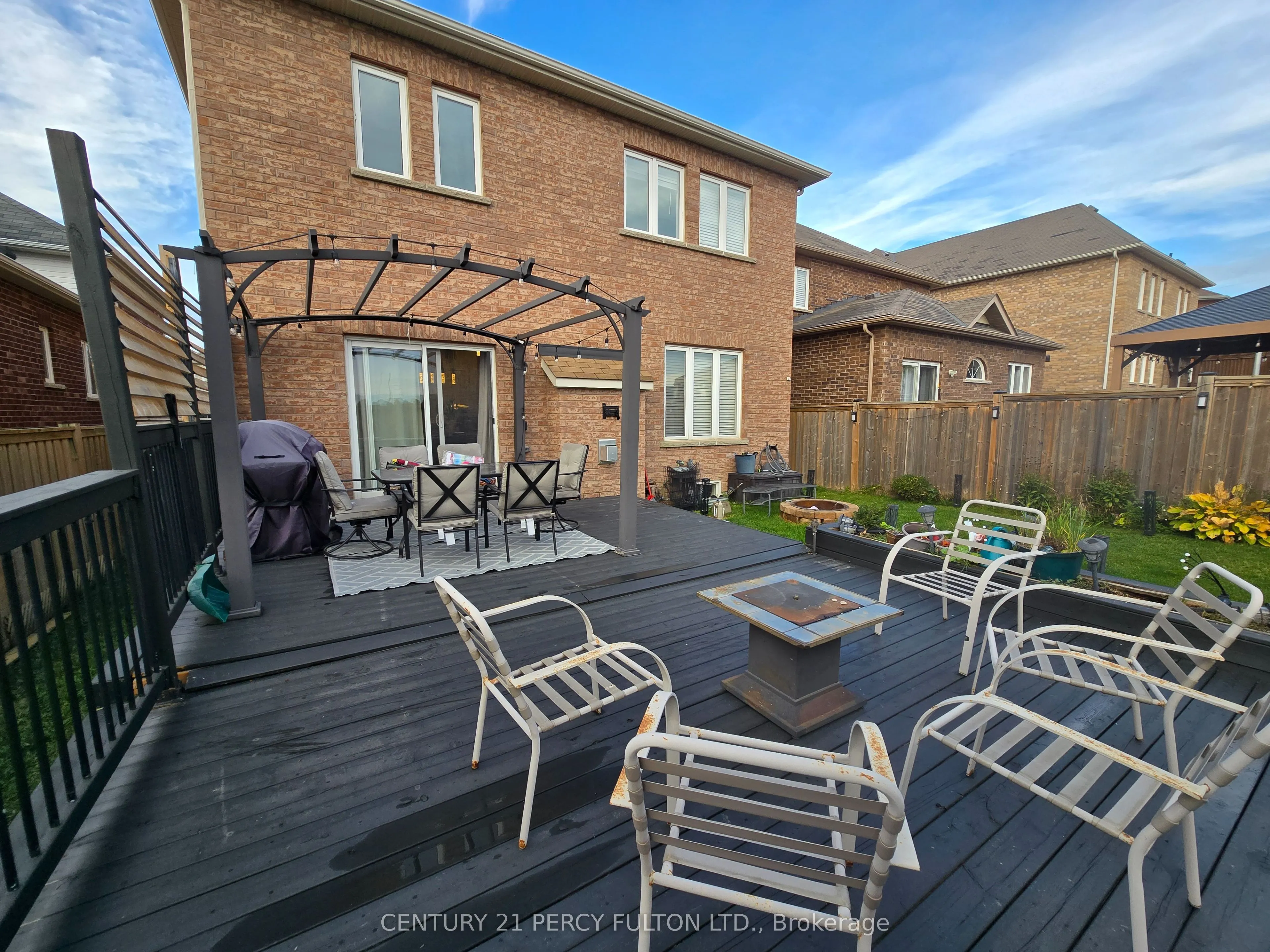 1979 Riverton Street