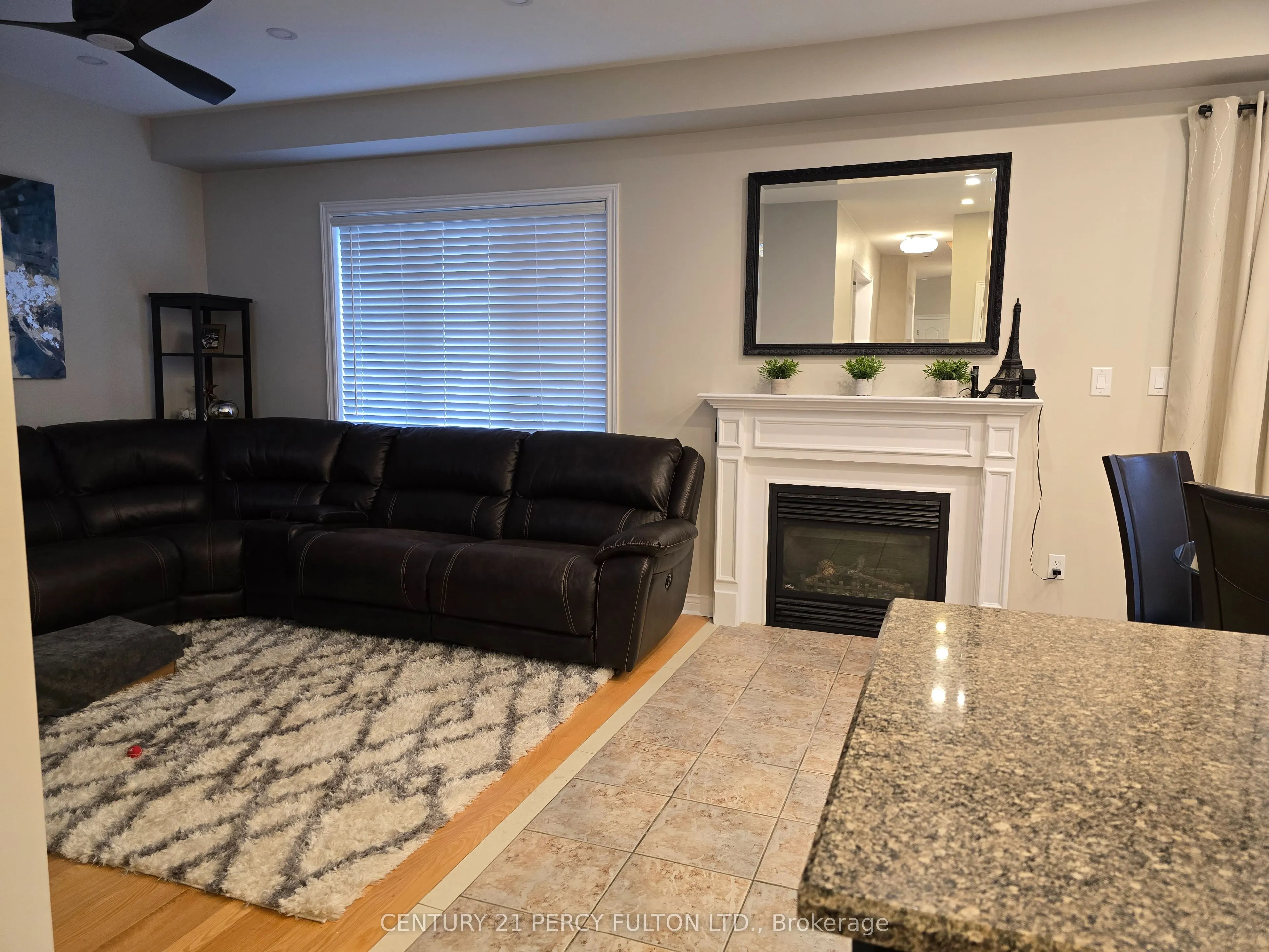 1979 Riverton Street