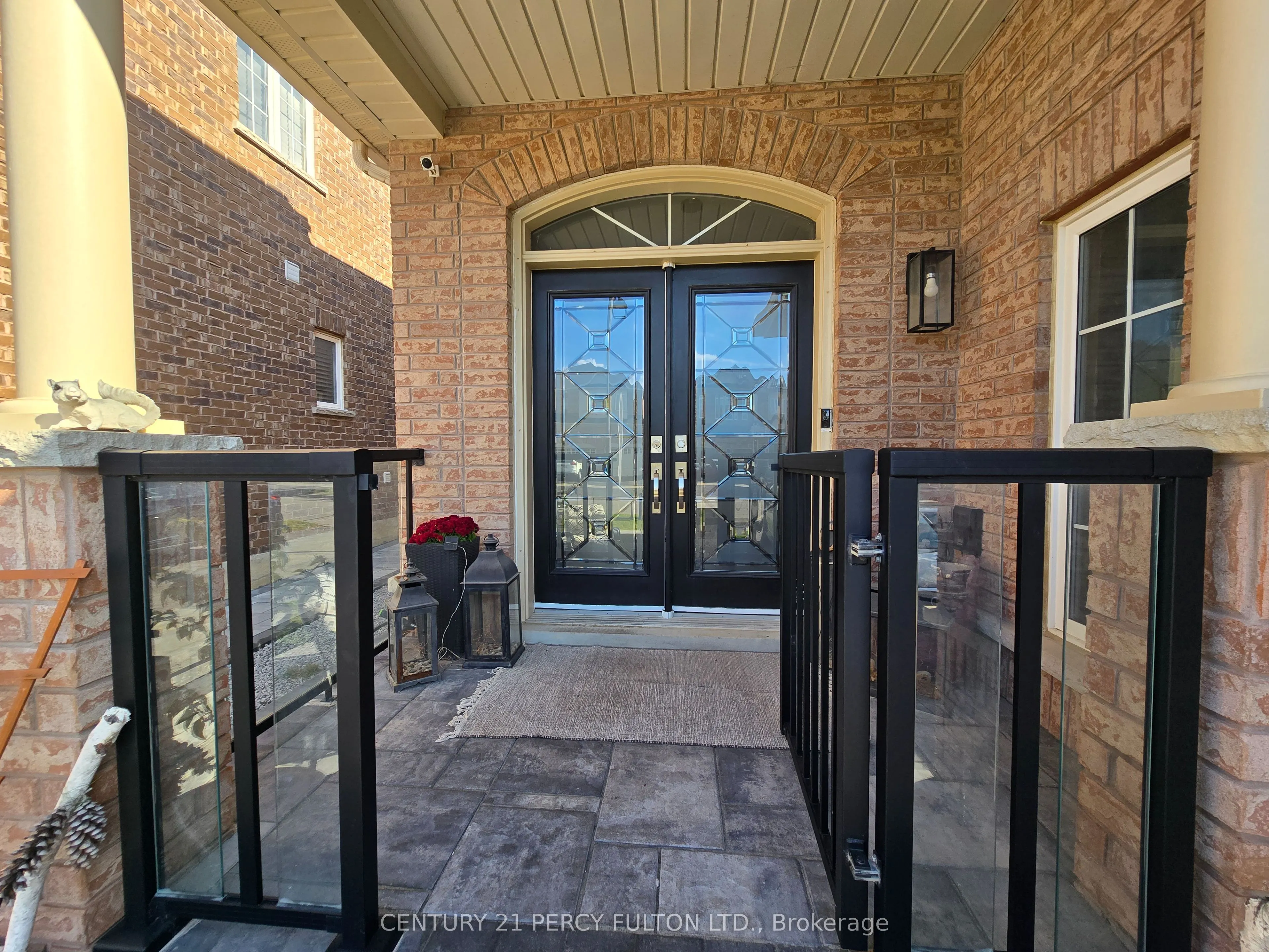 1979 Riverton Street