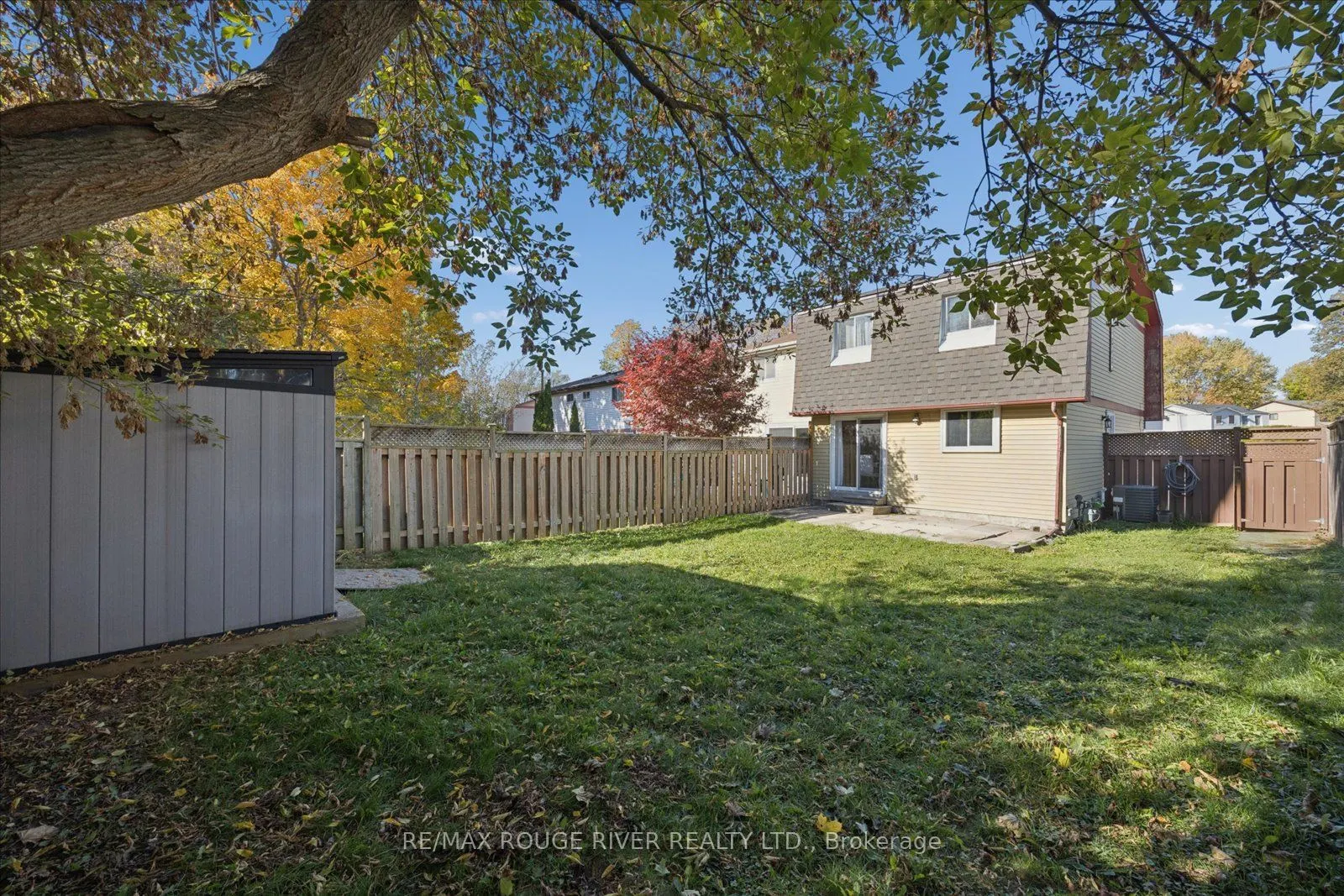 695 Hillcroft Street