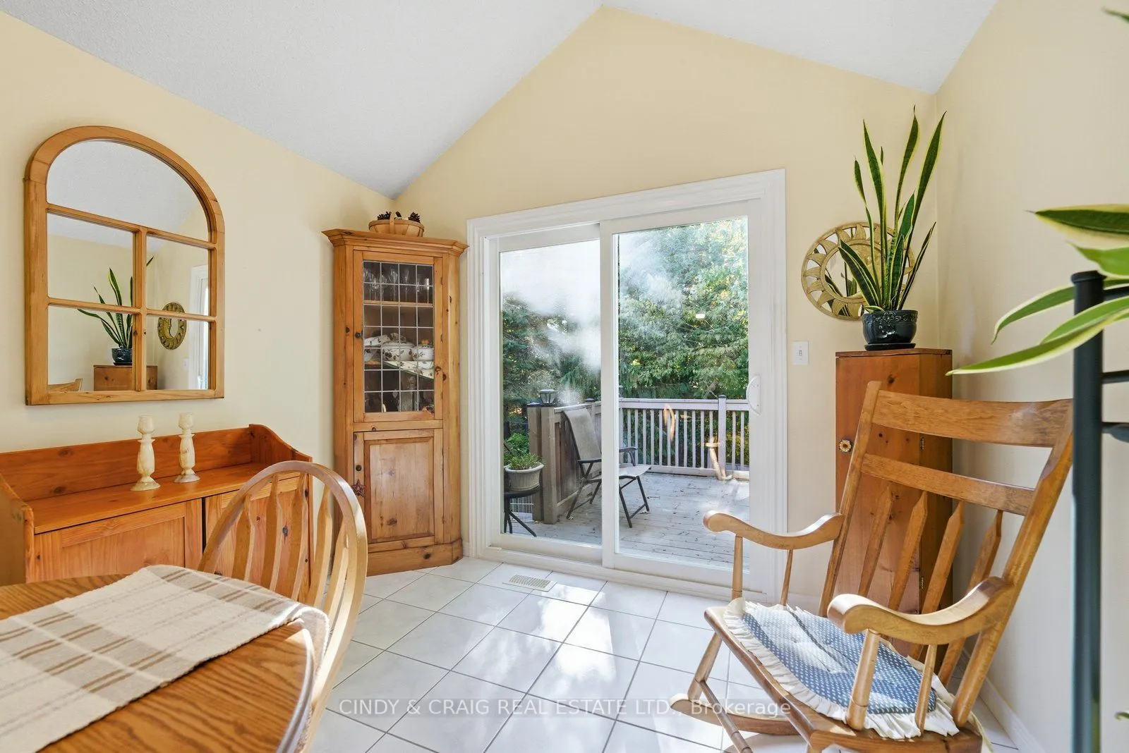 318 Sandringham Drive