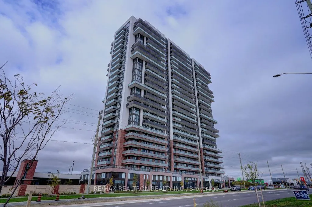 2550 Simcoe Street, #813