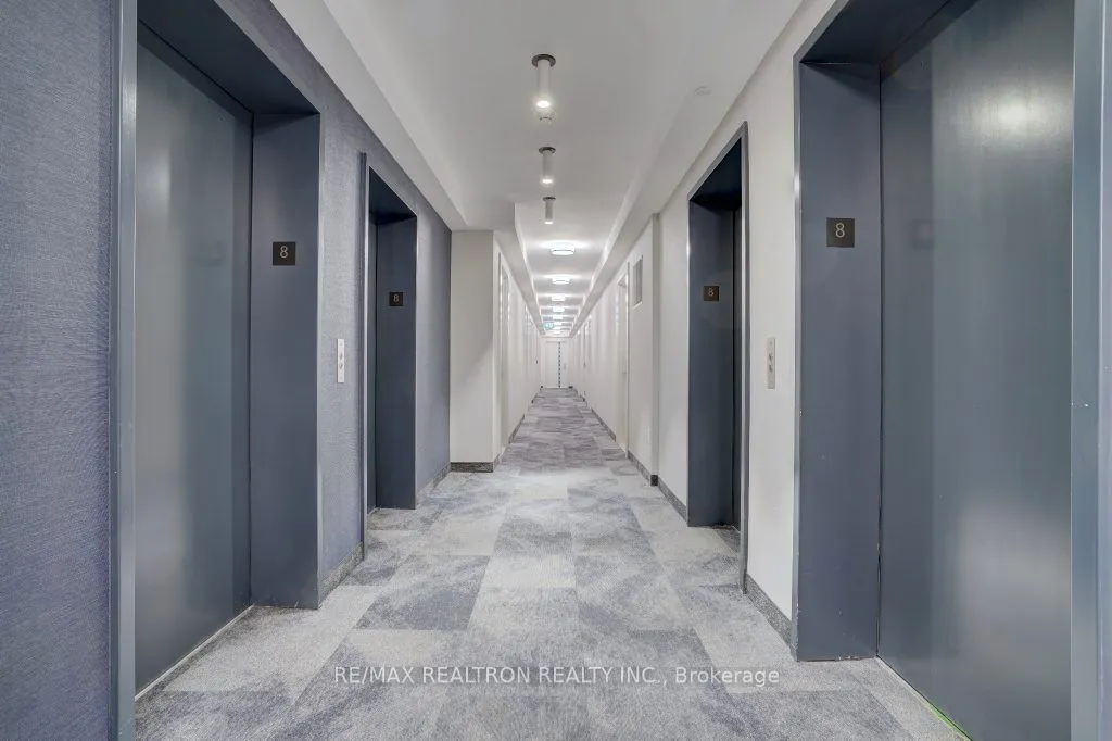 2550 Simcoe Street, #813