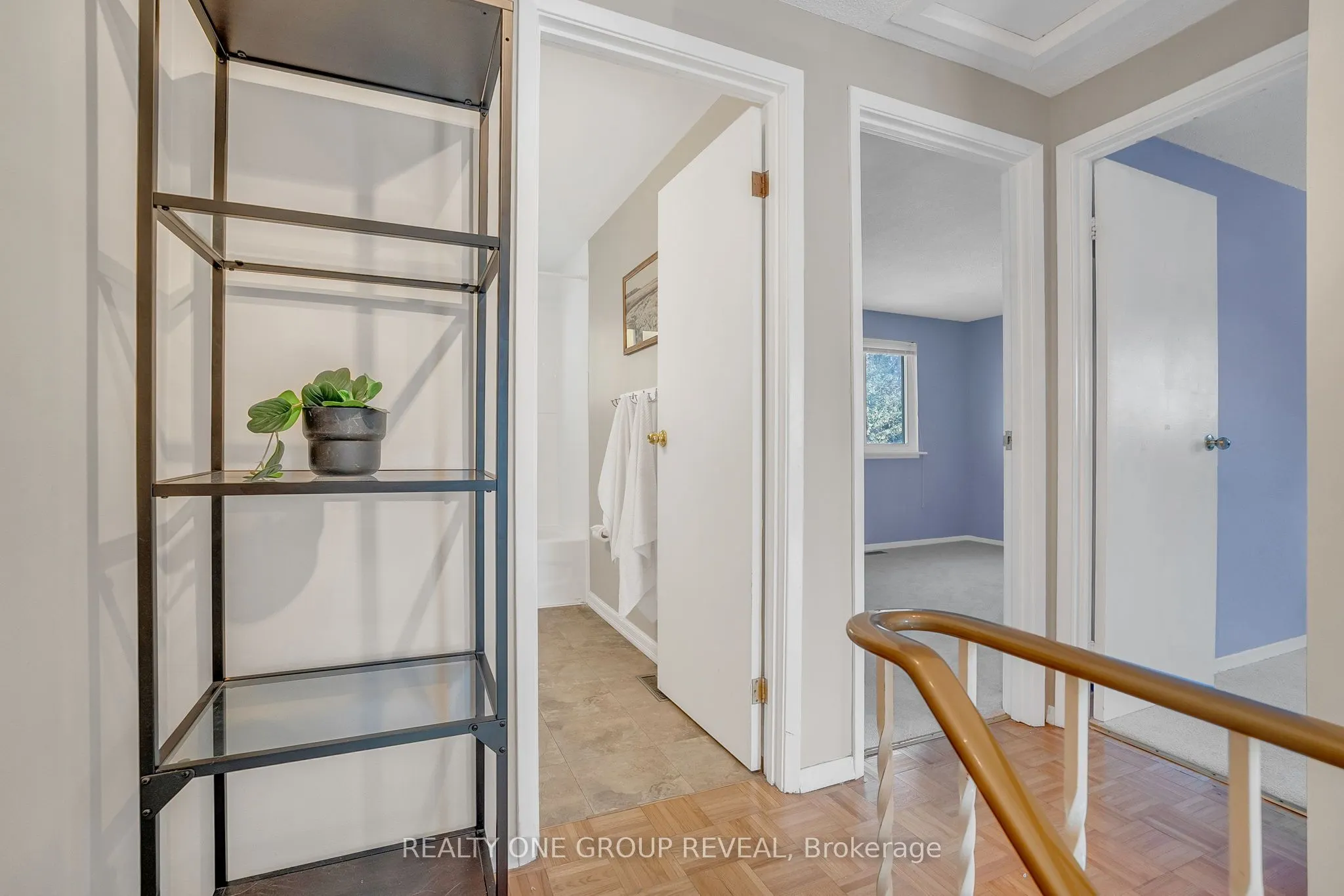 1343 Fenelon Crescent